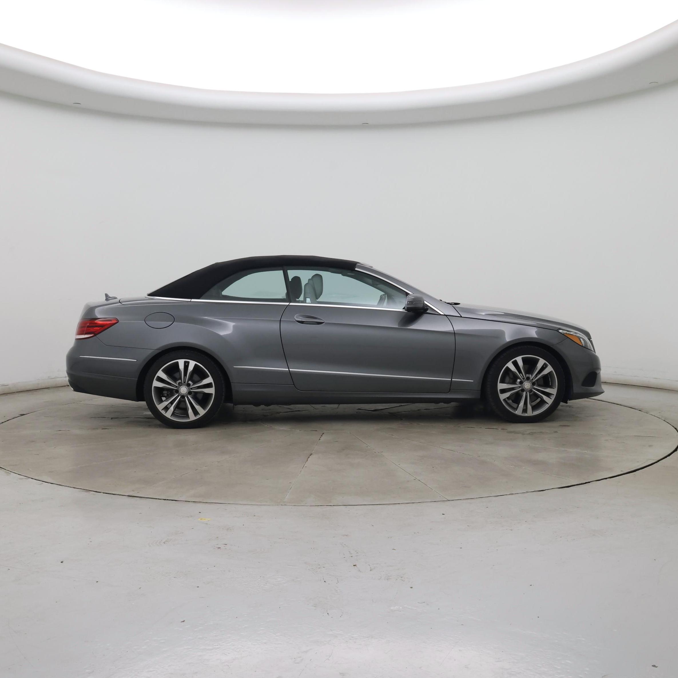 Thumbnail: 2016 Mercedes-Benz E-Class - 7