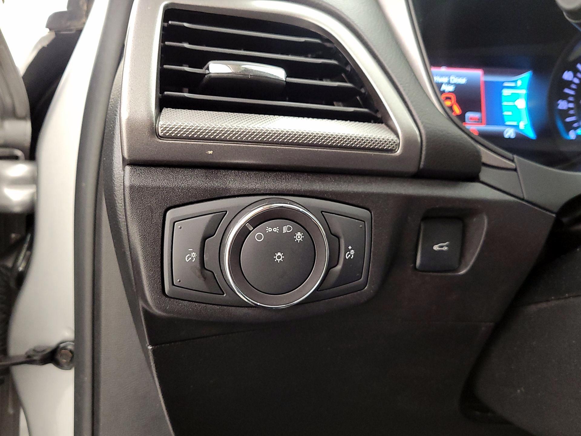Thumbnail: 2018 Ford Fusion - 13
