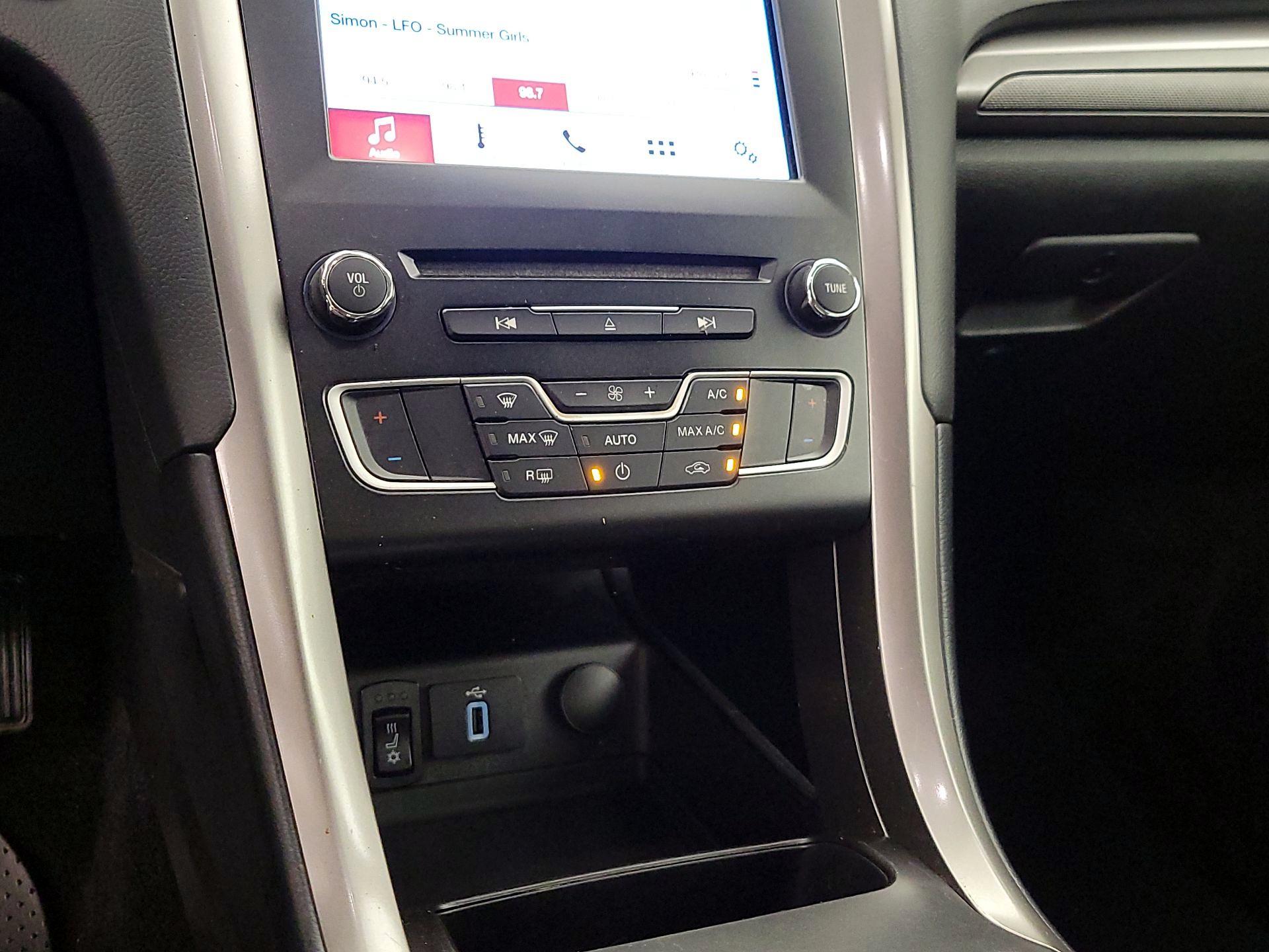 Thumbnail: 2018 Ford Fusion - 16