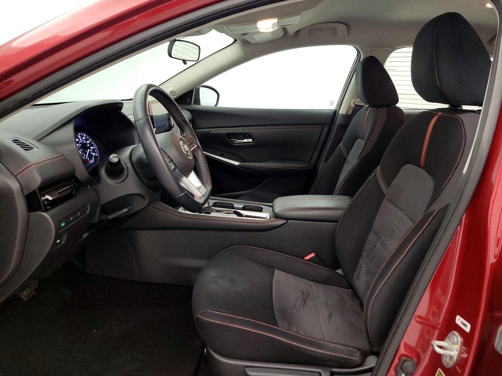 Thumbnail: 2021 Nissan Sentra - 11