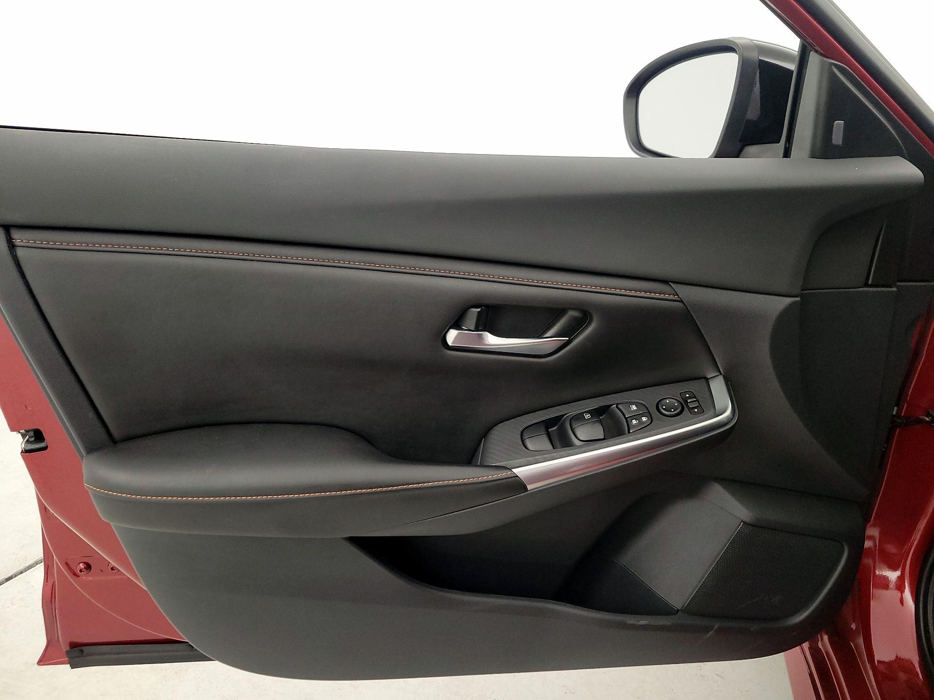 Thumbnail: 2021 Nissan Sentra - 12