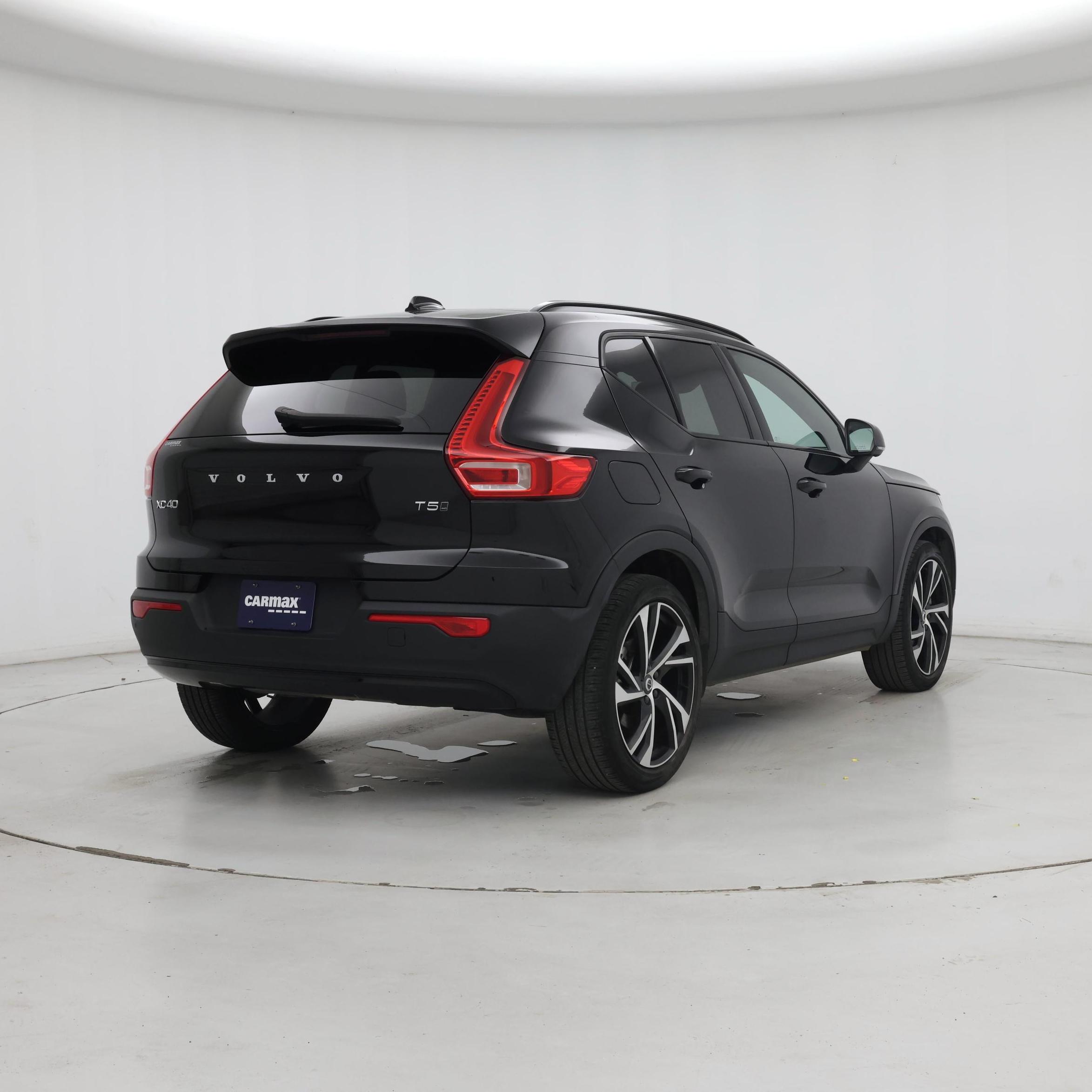 Thumbnail: 2021 Volvo XC40 - 8