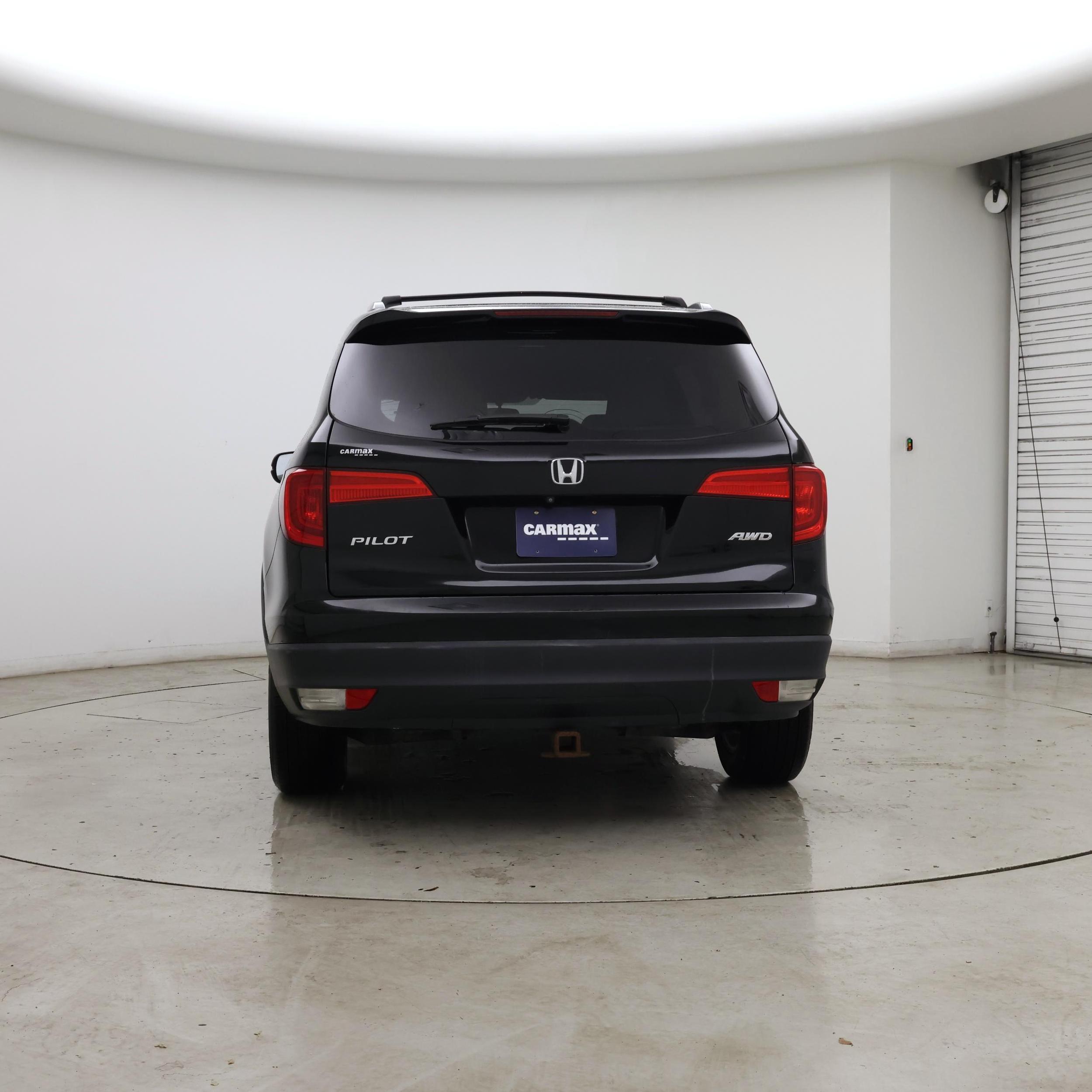 Thumbnail: 2017 Honda Pilot - 6