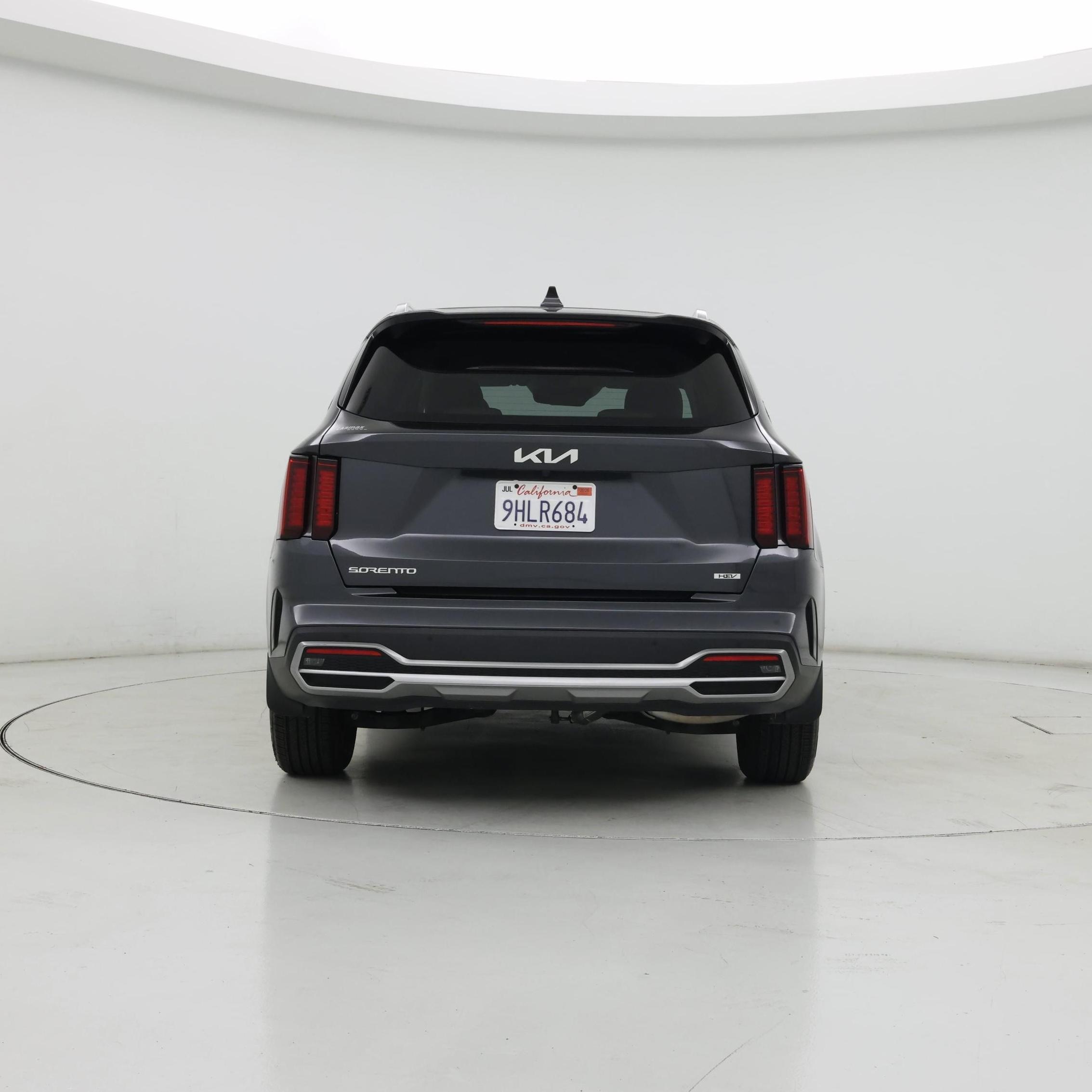 Thumbnail: 2023 Kia Sorento - 6