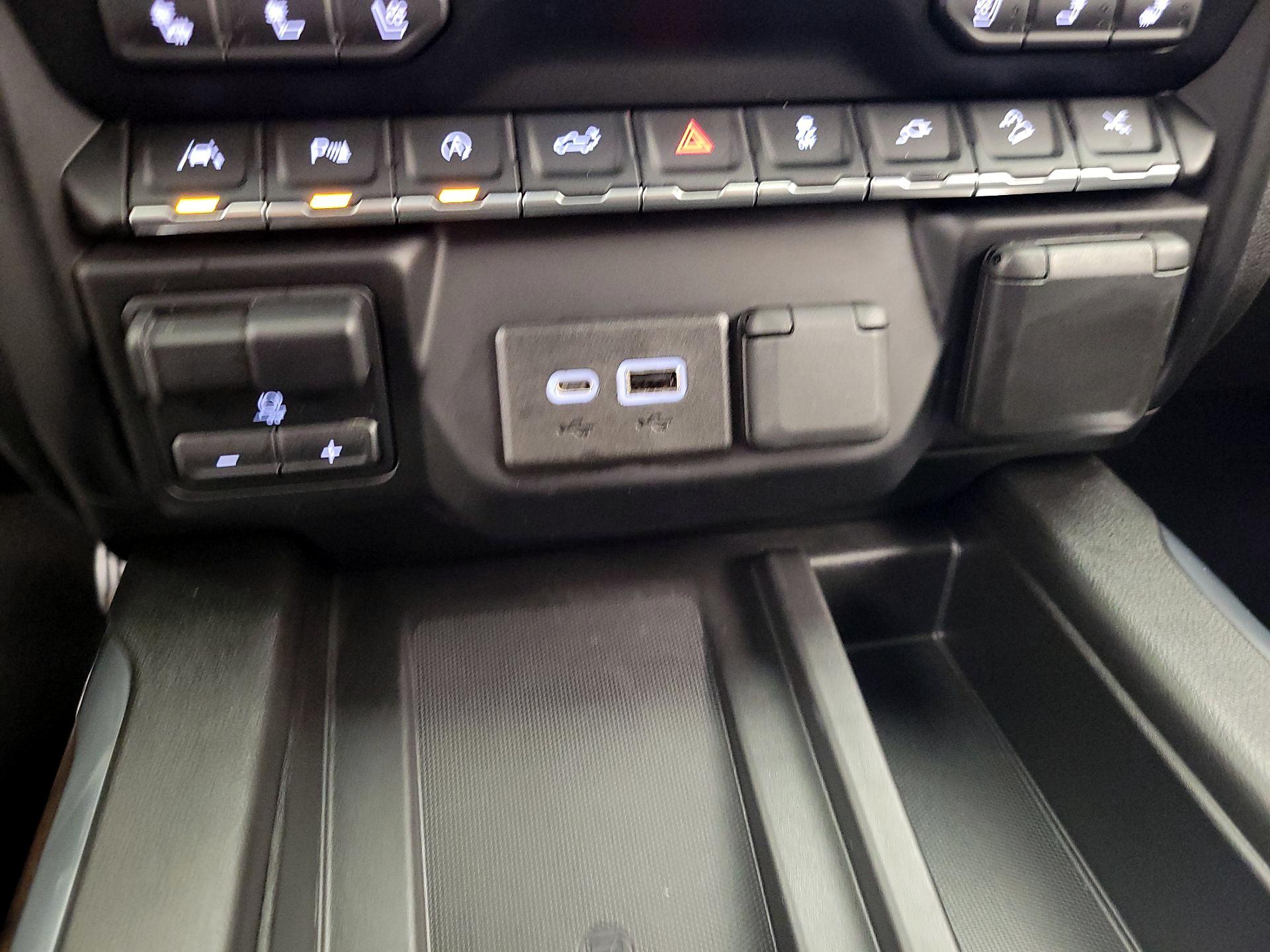 Thumbnail: 2022 GMC Sierra 1500 - 18