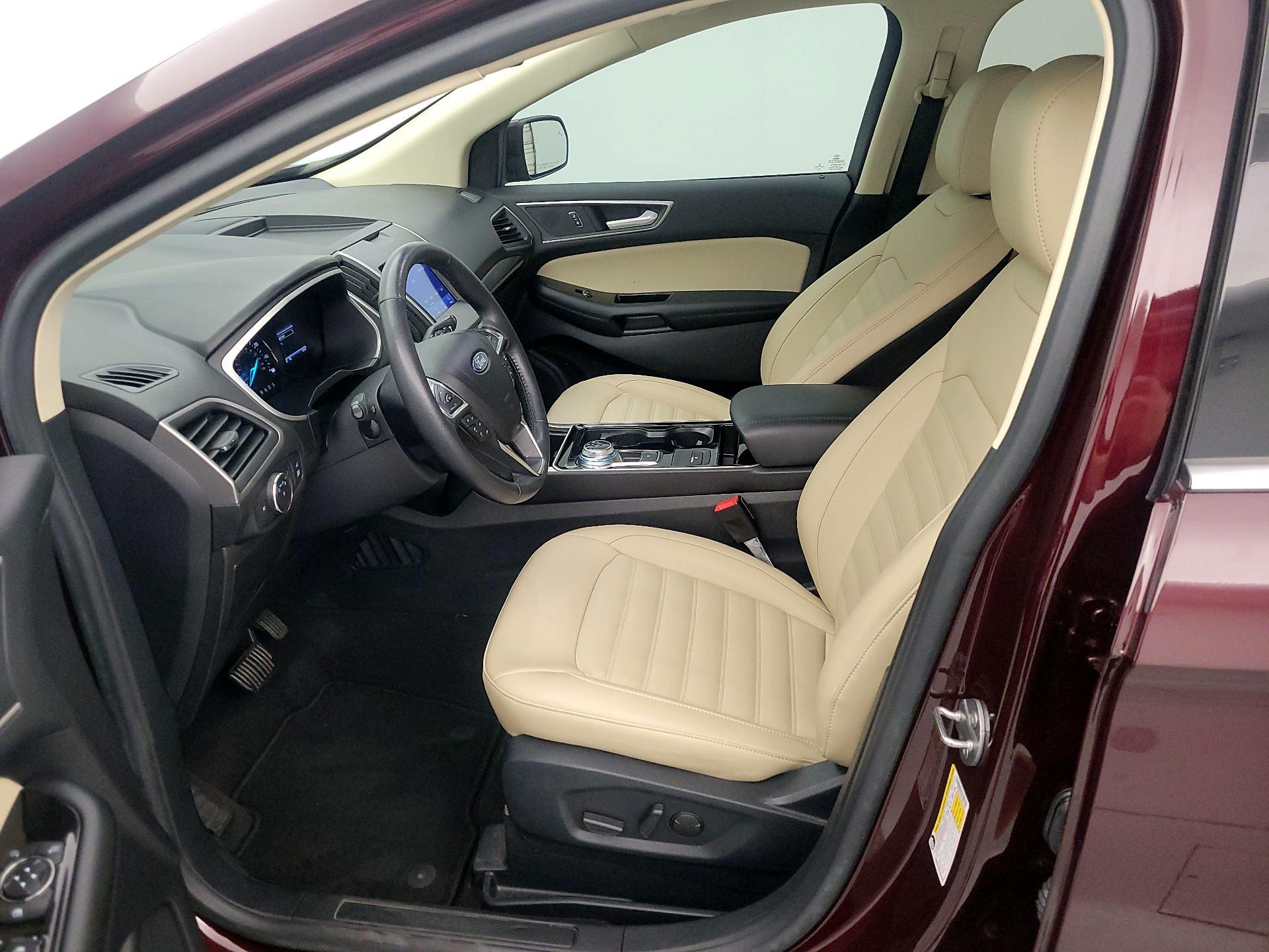 Thumbnail: 2020 Ford Edge - 11