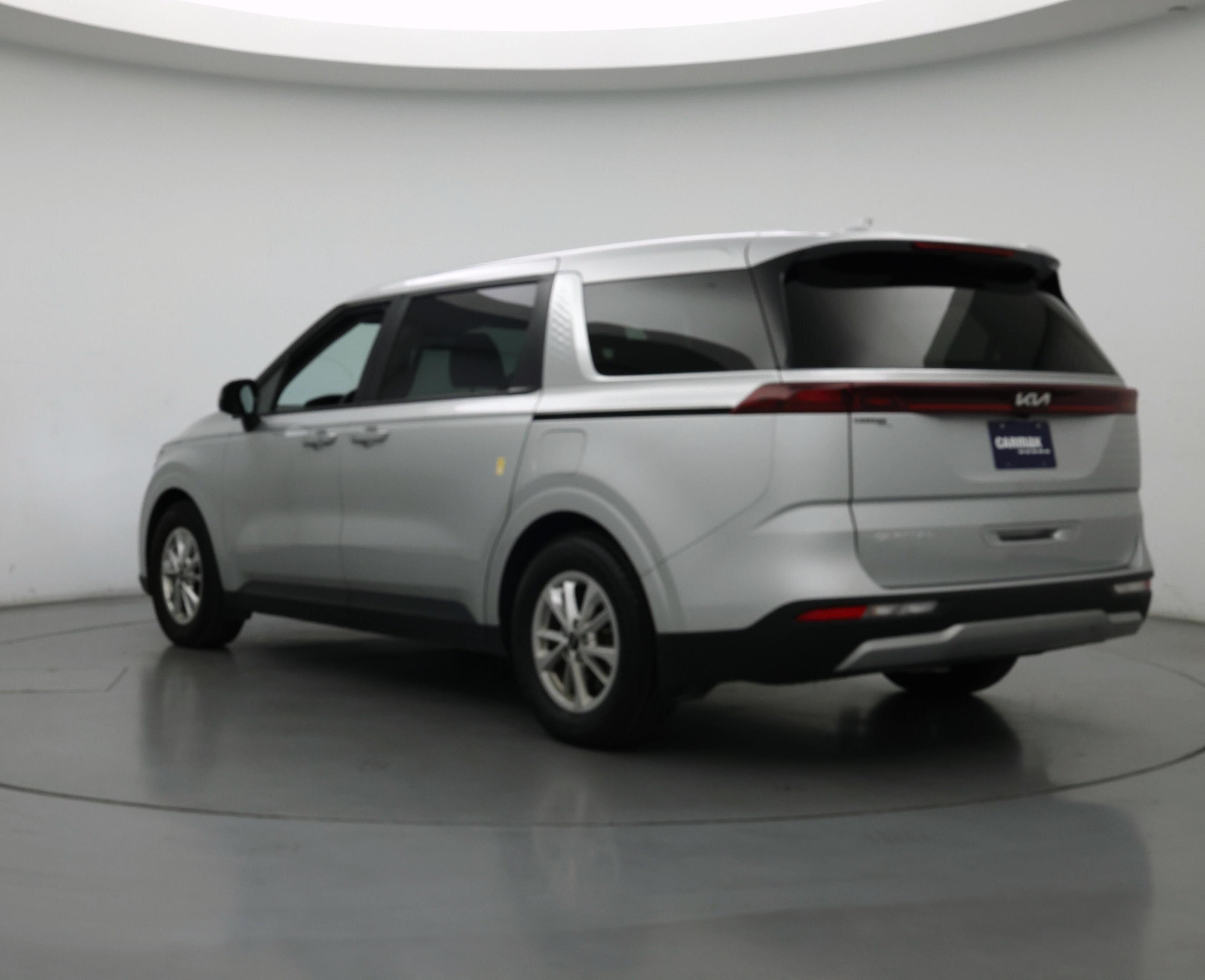 Thumbnail: 2023 Kia Carnival - 2