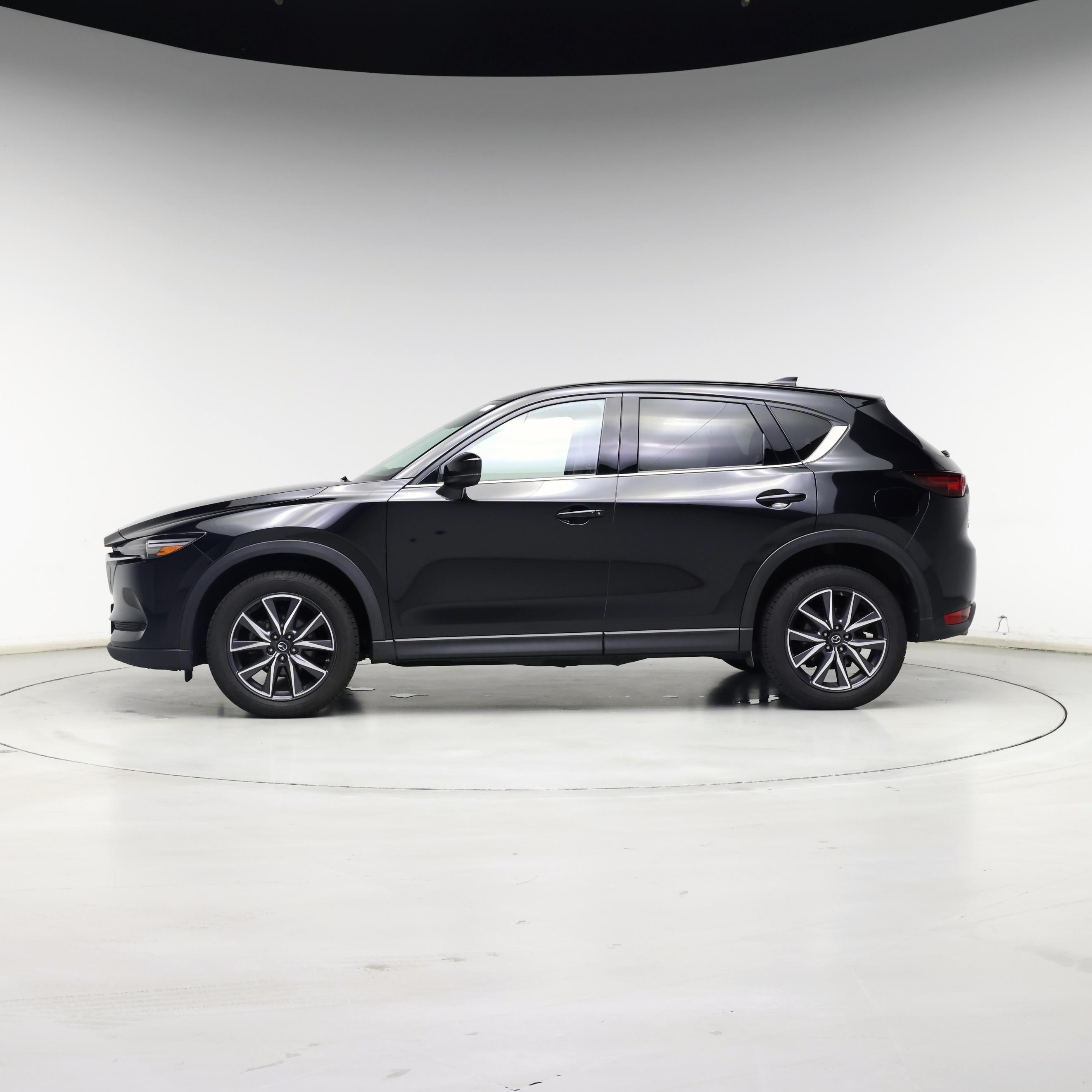 Thumbnail: 2018 Mazda CX-5 - 3