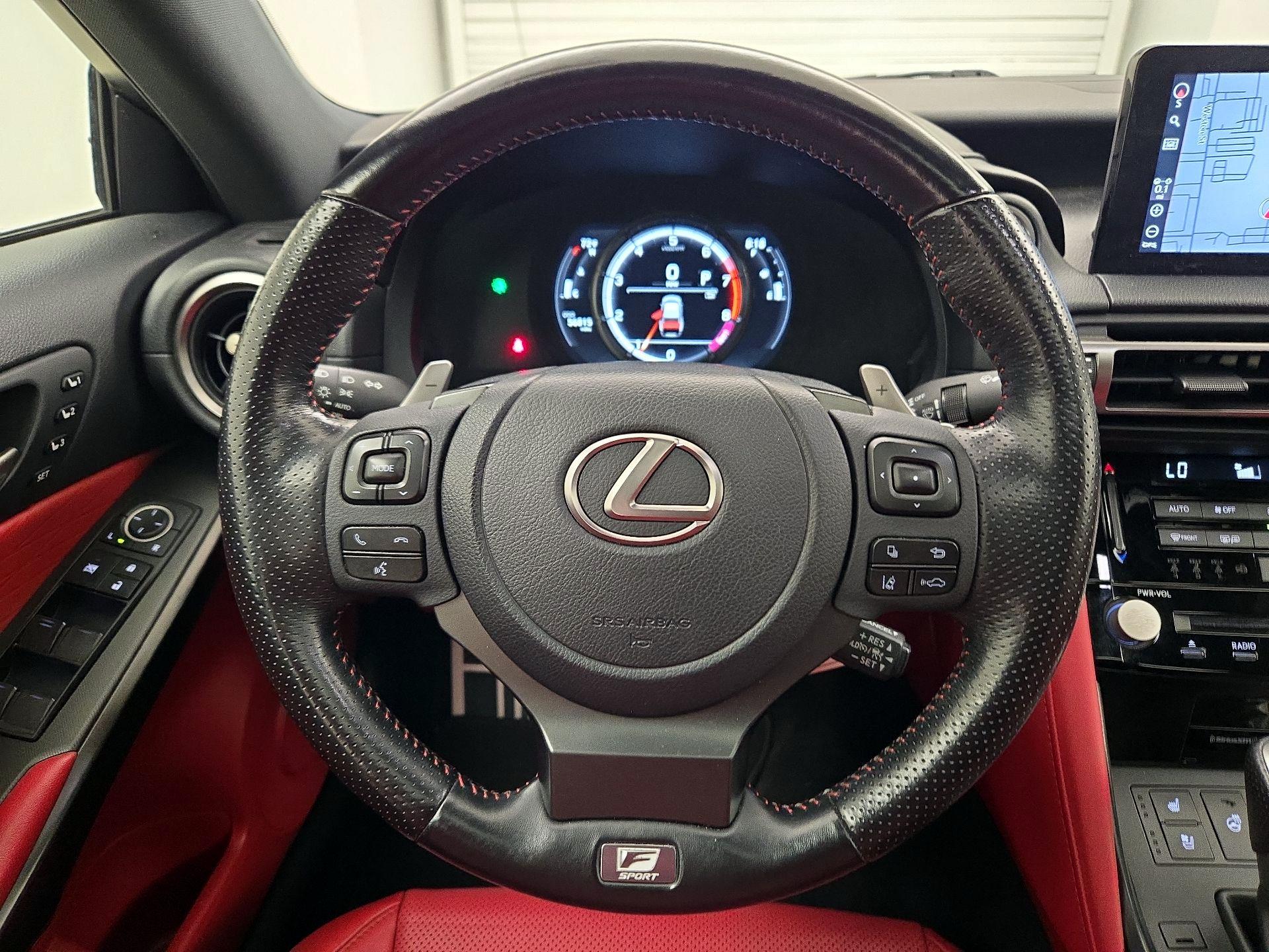 Thumbnail: 2022 Lexus IS - 10