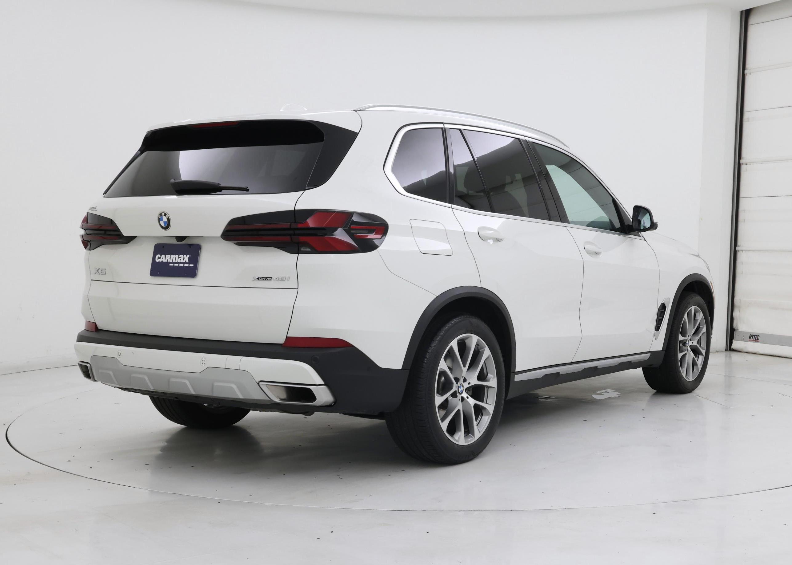 Thumbnail: 2024 BMW X5 - 8