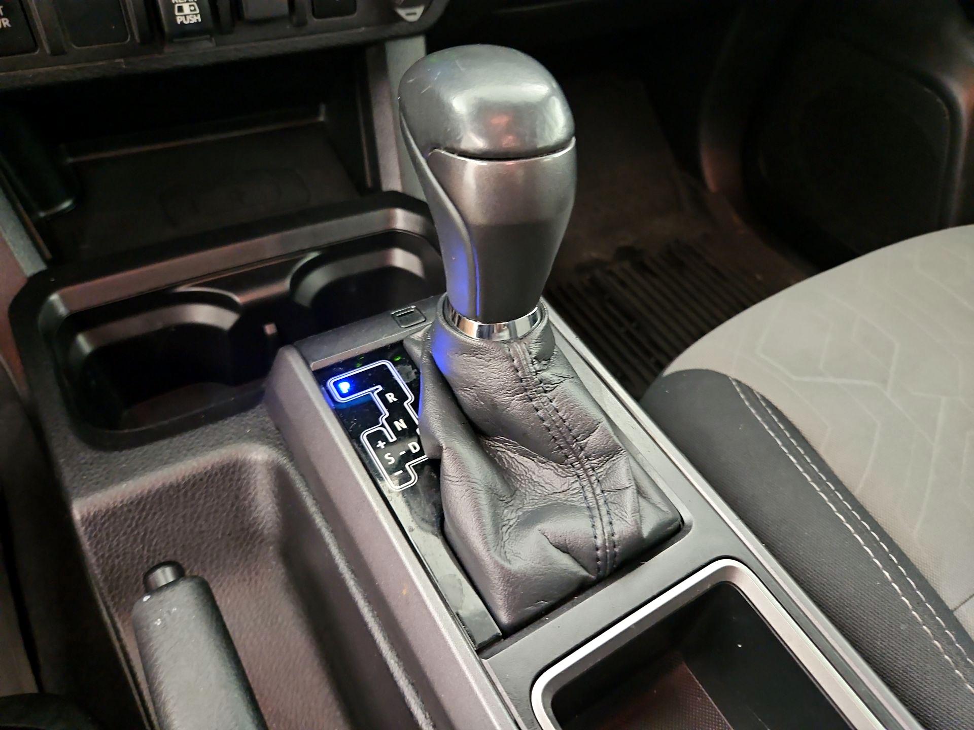 Thumbnail: 2021 Toyota Tacoma - 17