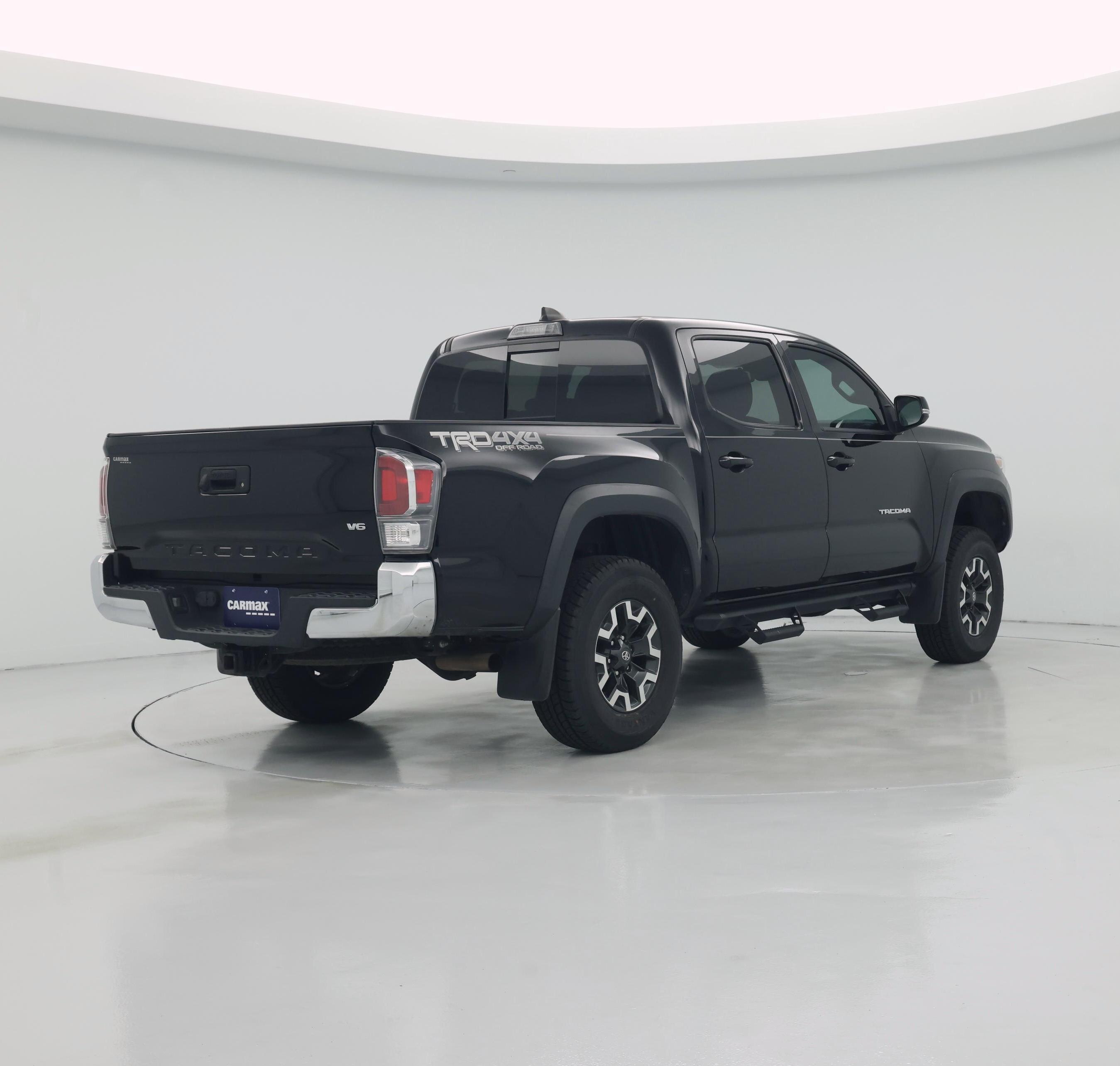 Thumbnail: 2021 Toyota Tacoma - 8