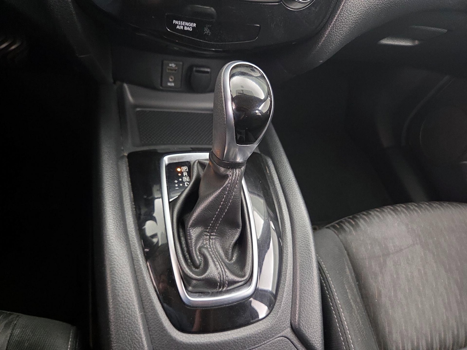 2017 Nissan Rogue S - Photo 18