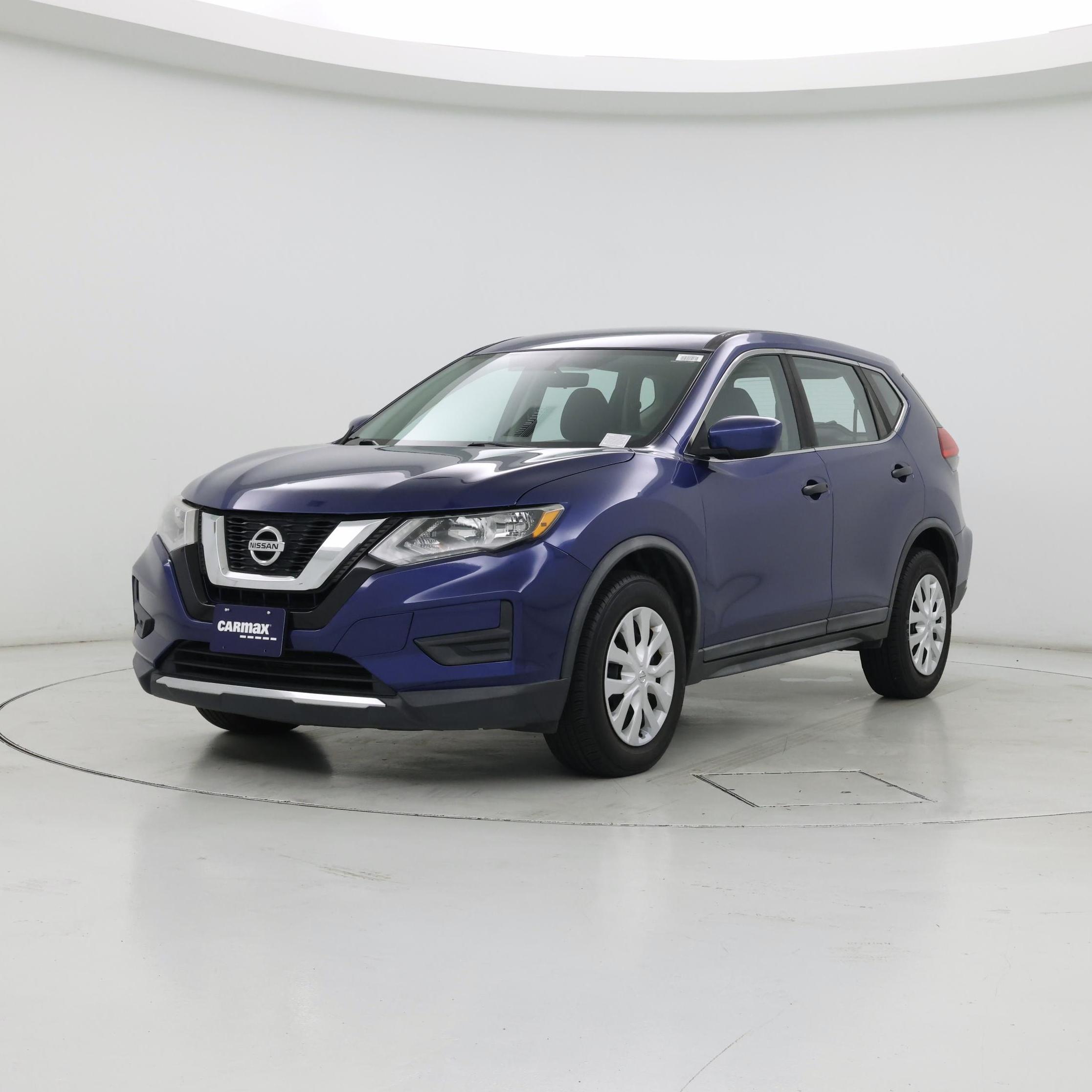 Thumbnail: 2017 Nissan Rogue - 4