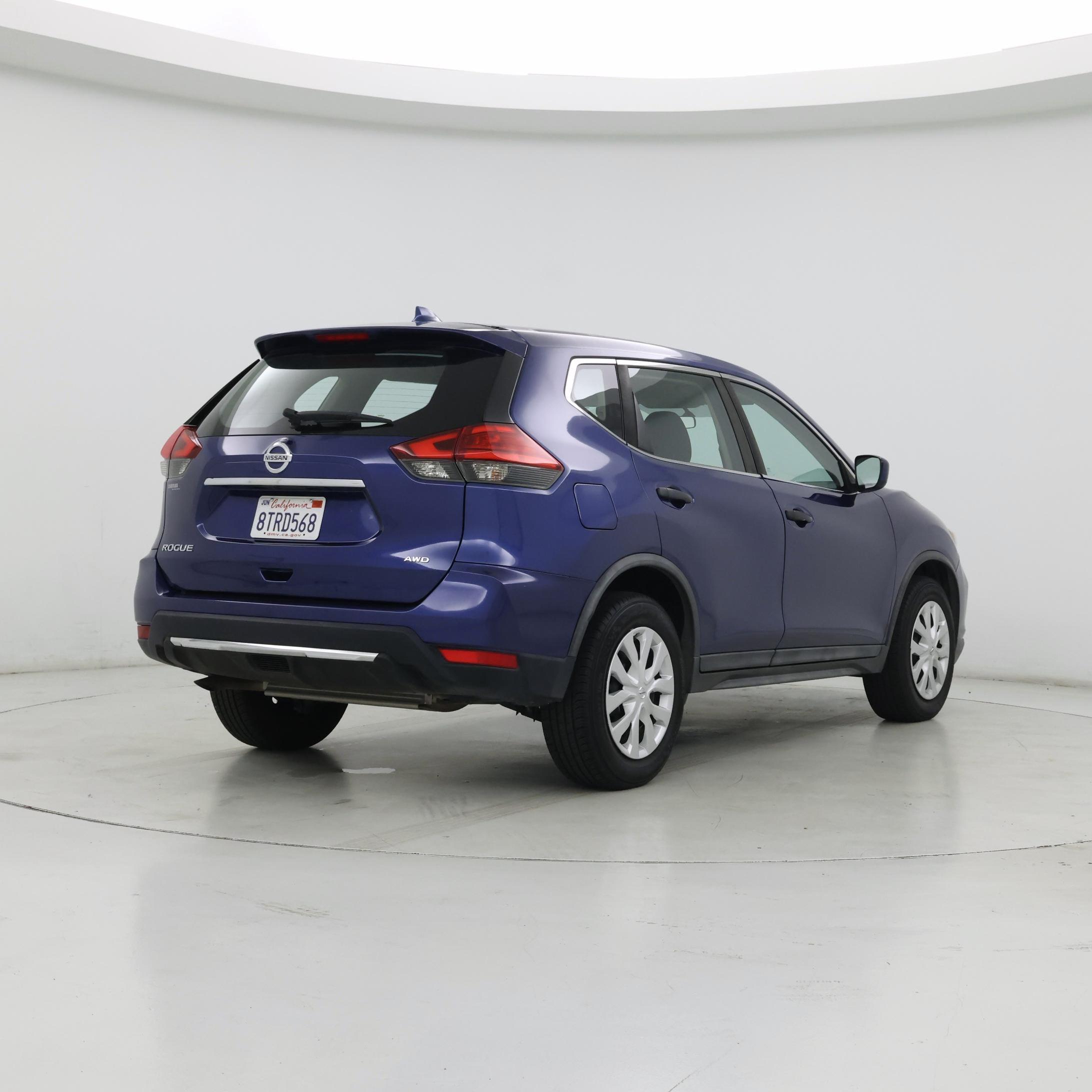 Thumbnail: 2017 Nissan Rogue - 8