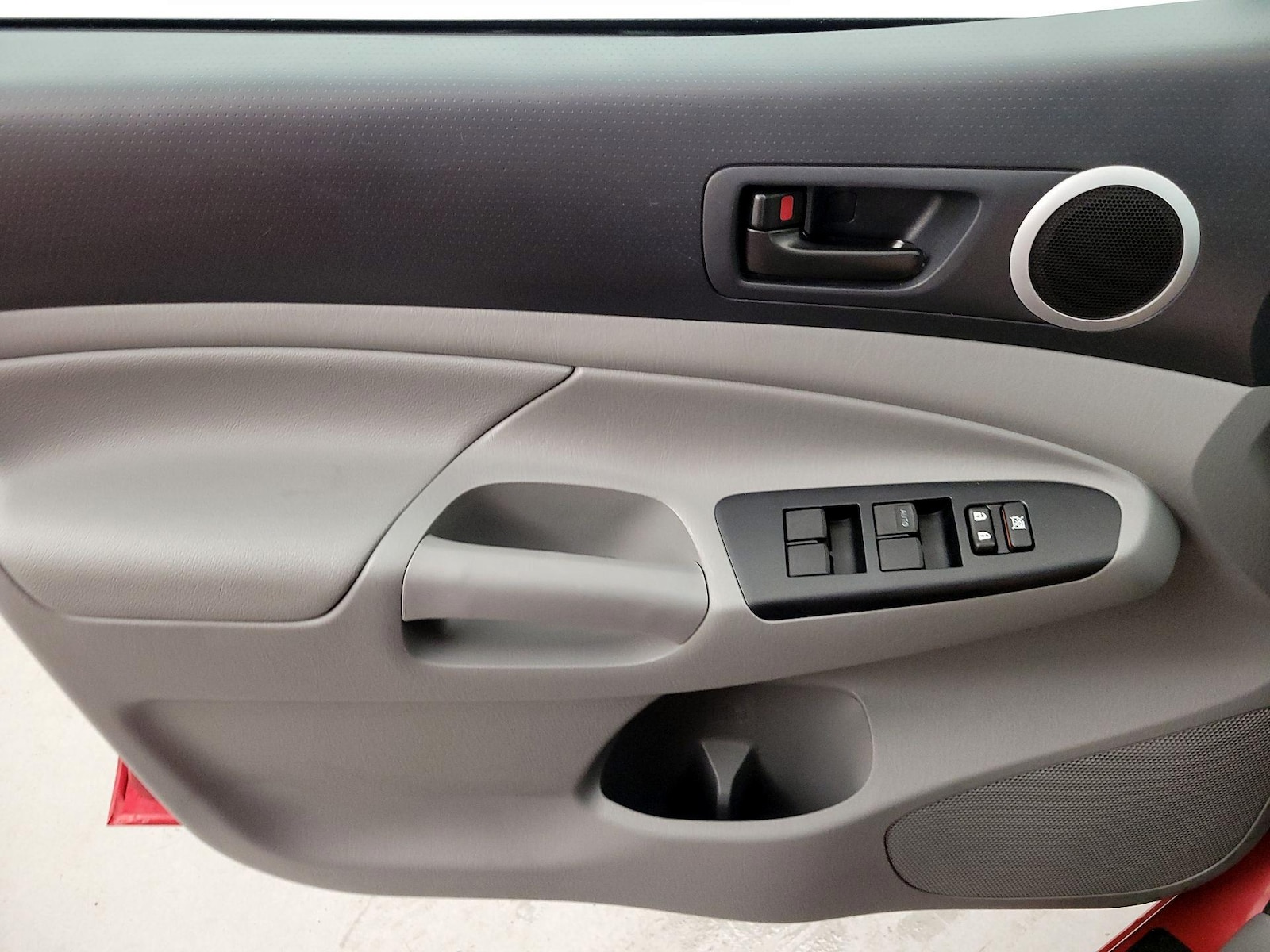 2015 Toyota Tacoma Base - Photo 13