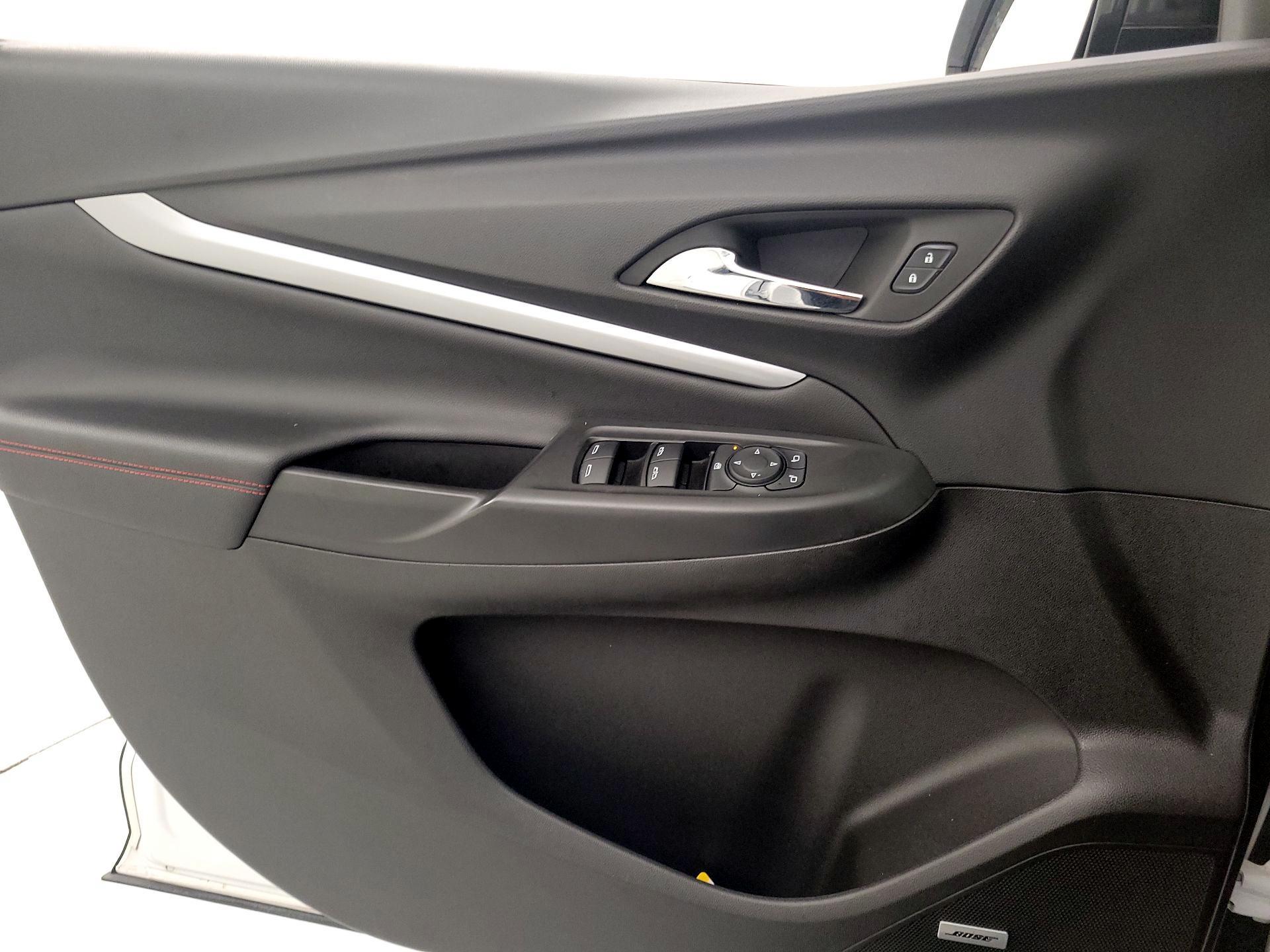 Thumbnail: 2023 Chevrolet Bolt EUV - 12