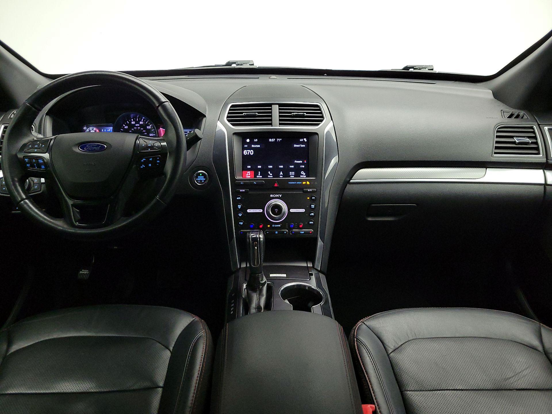 Thumbnail: 2019 Ford Explorer - 9