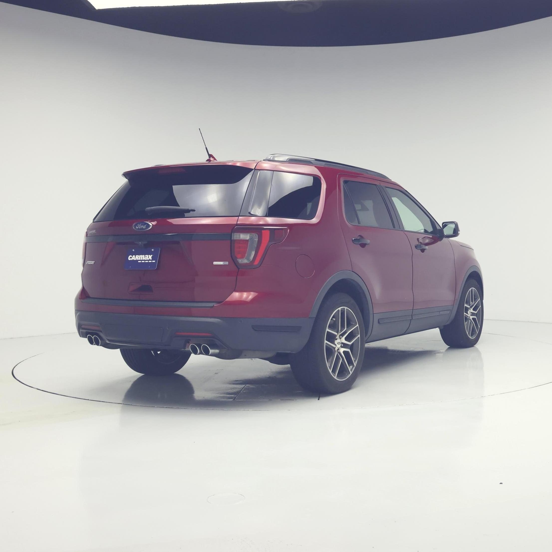 Thumbnail: 2019 Ford Explorer - 8