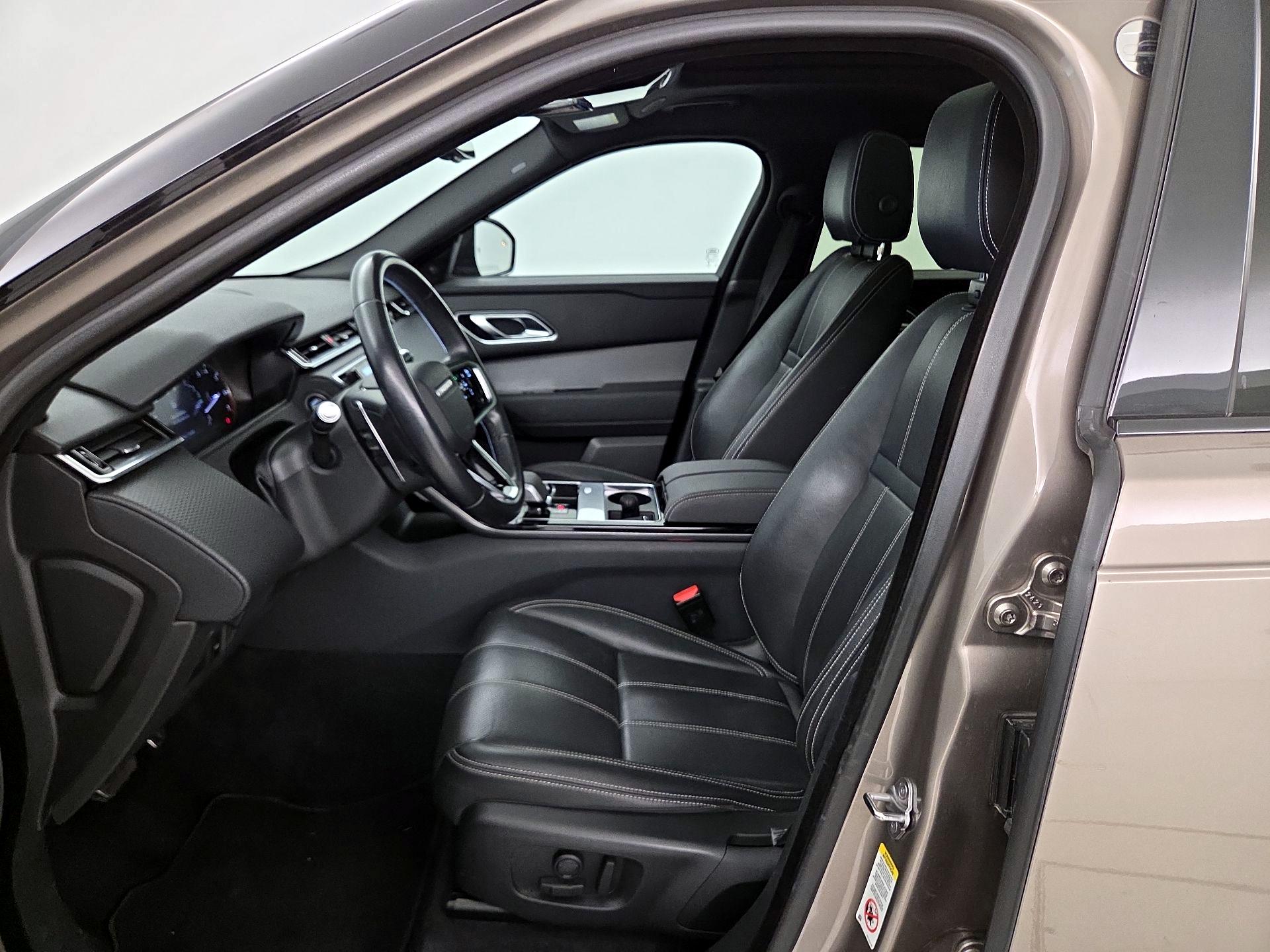 Thumbnail: 2023 Land Rover Range Rover Velar - 11