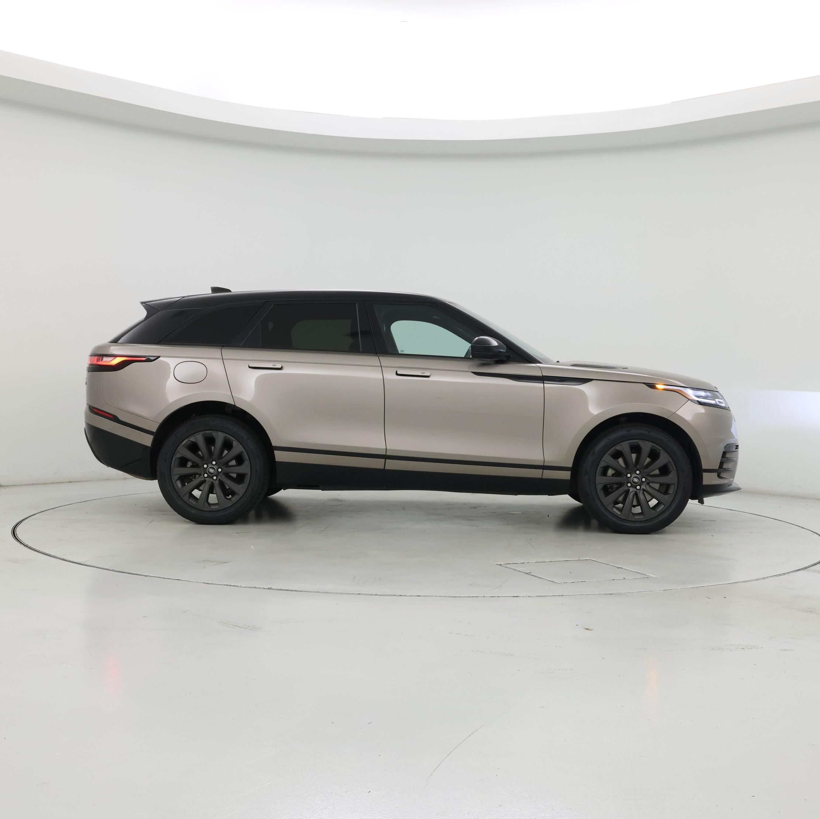 Thumbnail: 2023 Land Rover Range Rover Velar - 7