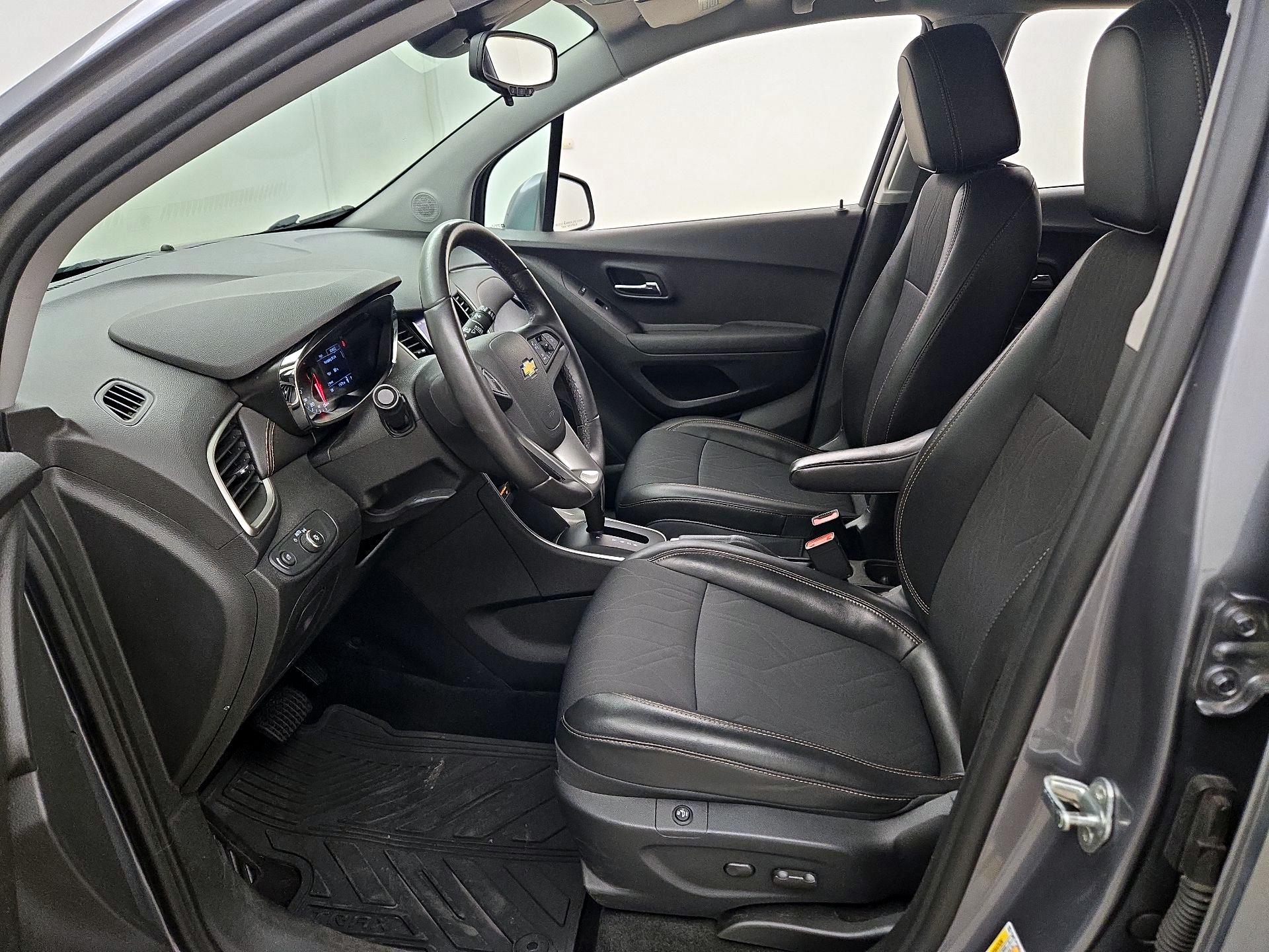 Thumbnail: 2020 Chevrolet Trax - 11