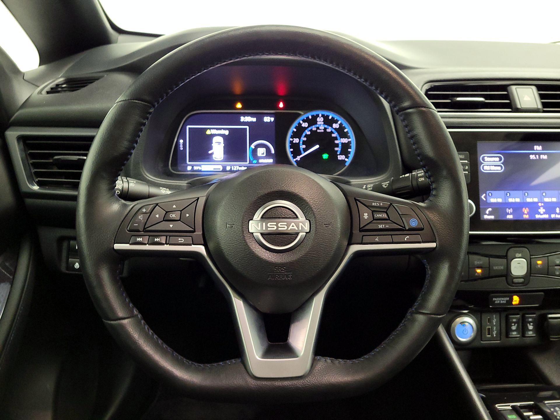 Thumbnail: 2023 Nissan Leaf - 10