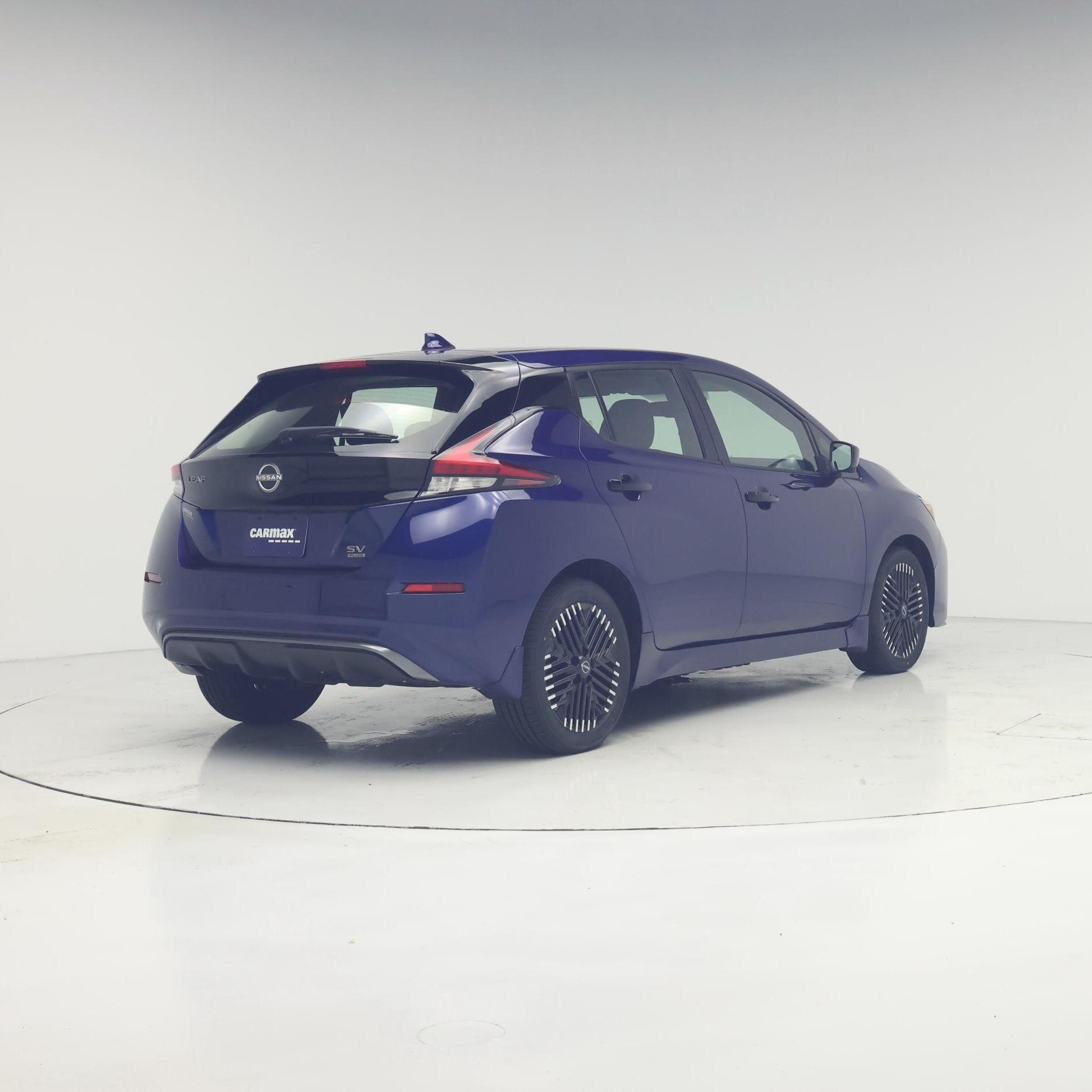 Thumbnail: 2023 Nissan Leaf - 8