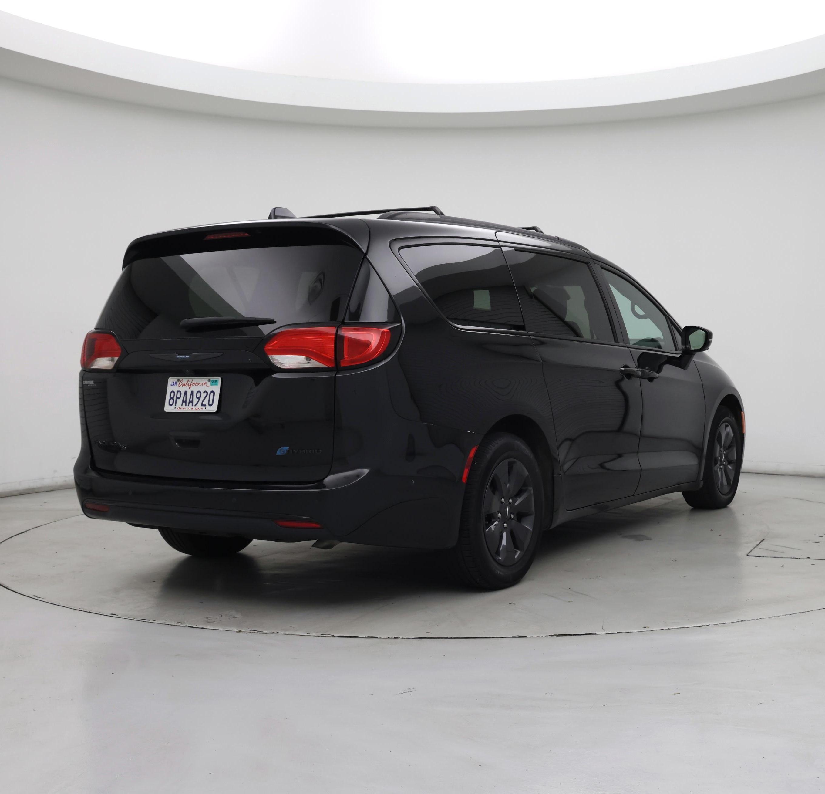 Thumbnail: 2020 Chrysler Pacifica - 8