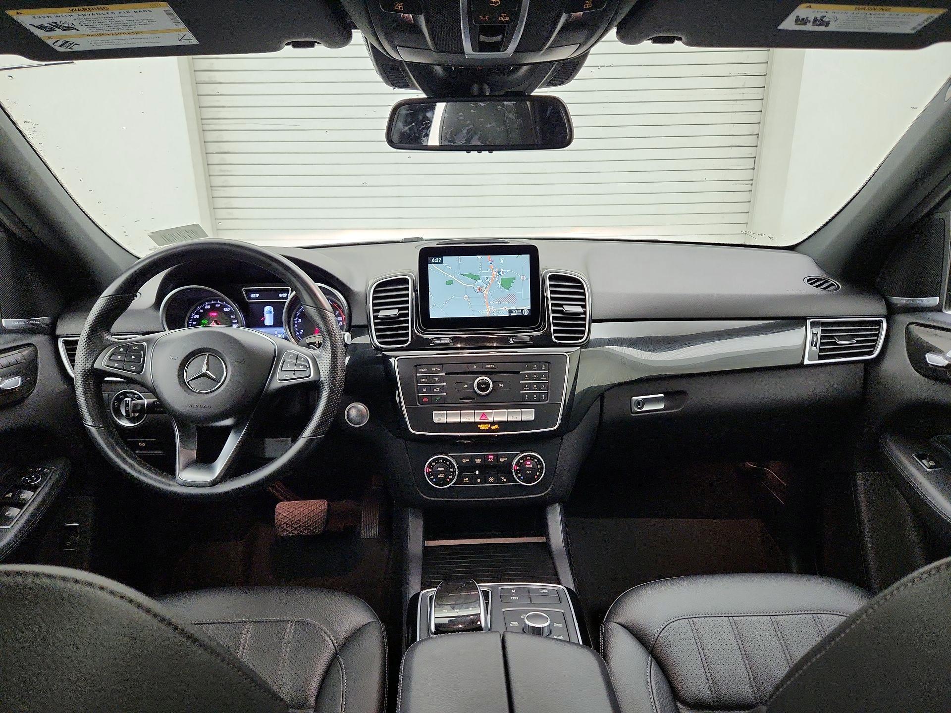 Thumbnail: 2017 Mercedes-Benz GLE - 9