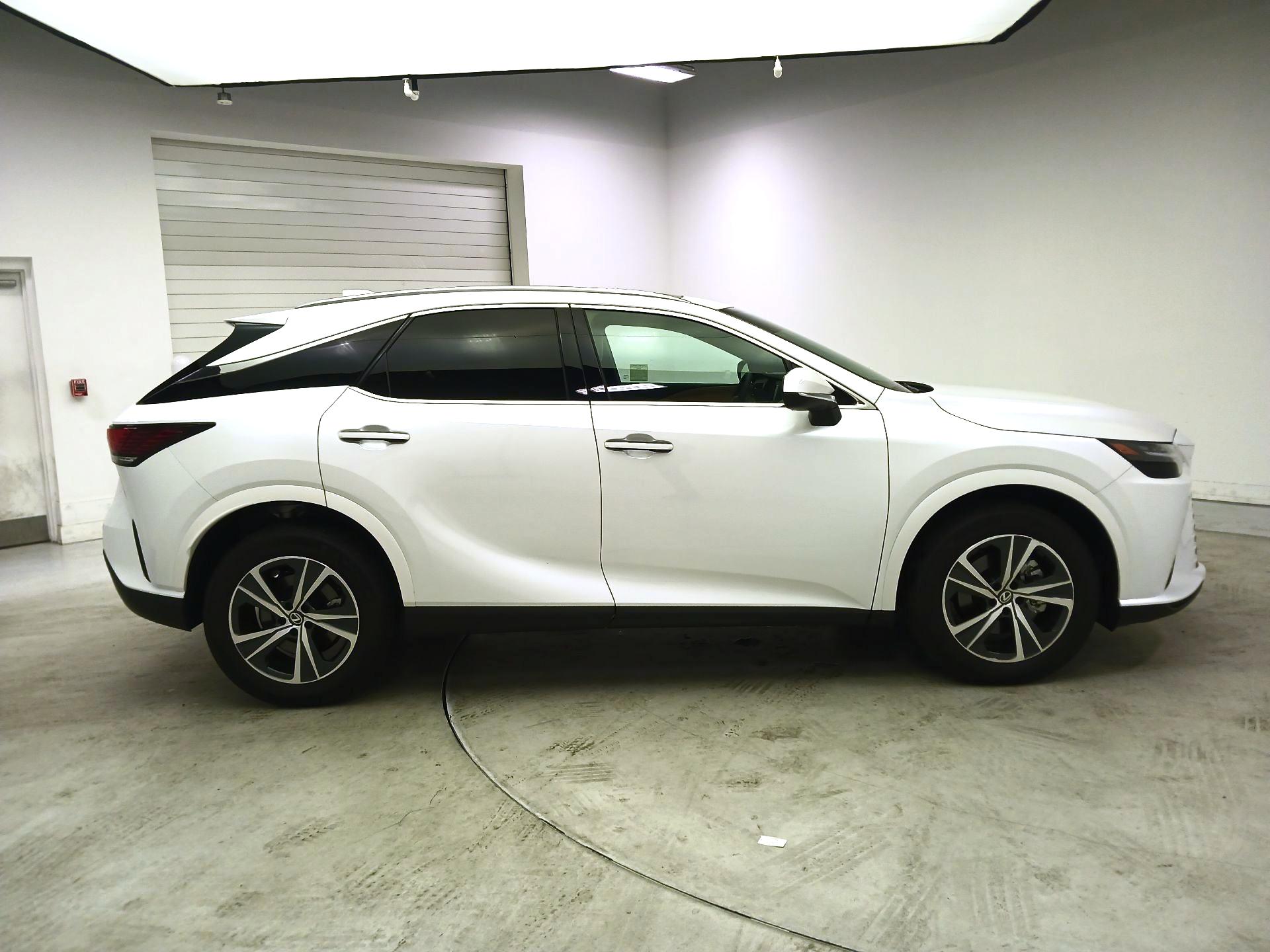 Thumbnail: 2026 Lexus RX - 4