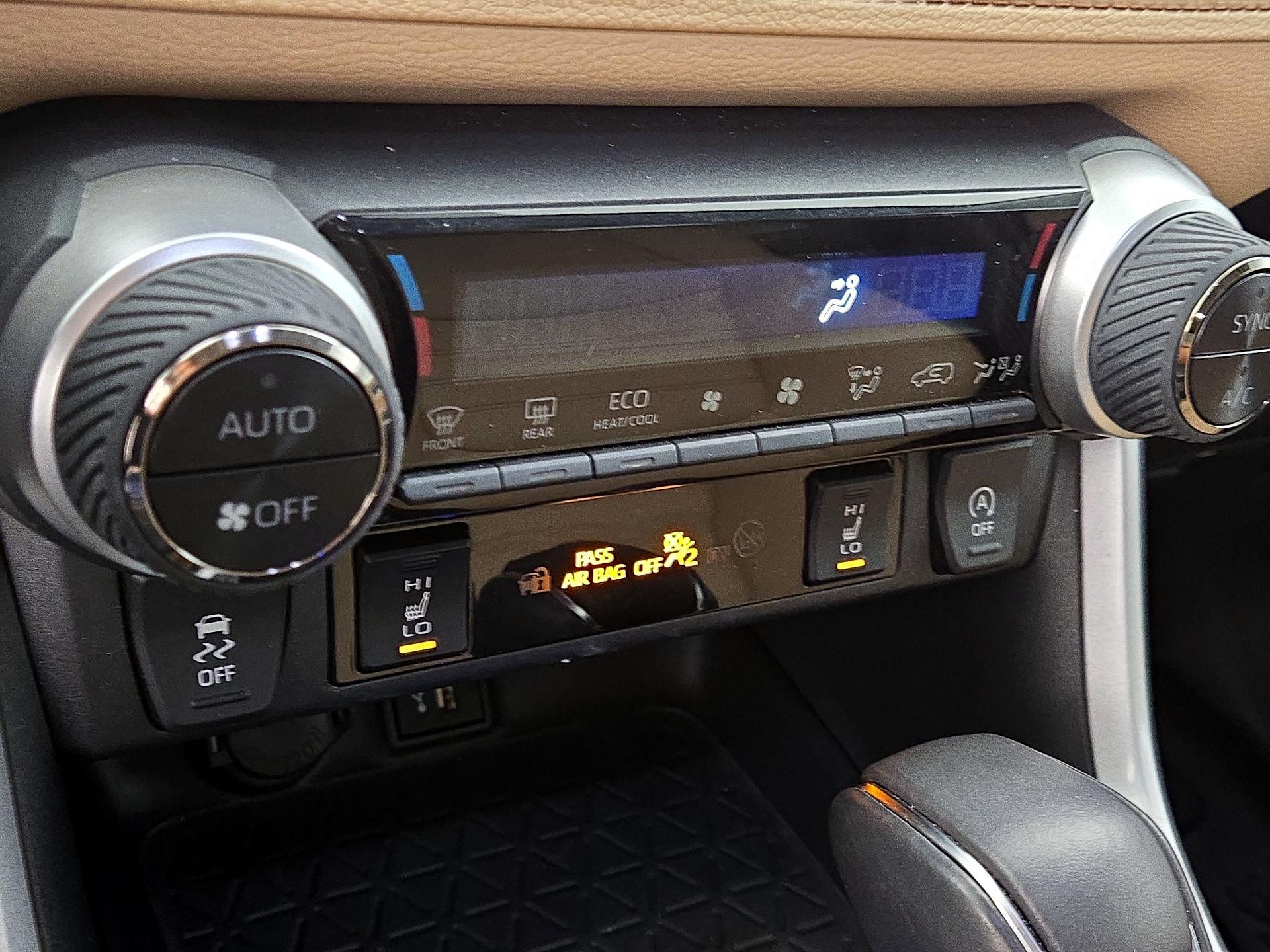 Thumbnail: 2025 Toyota RAV4 - 17