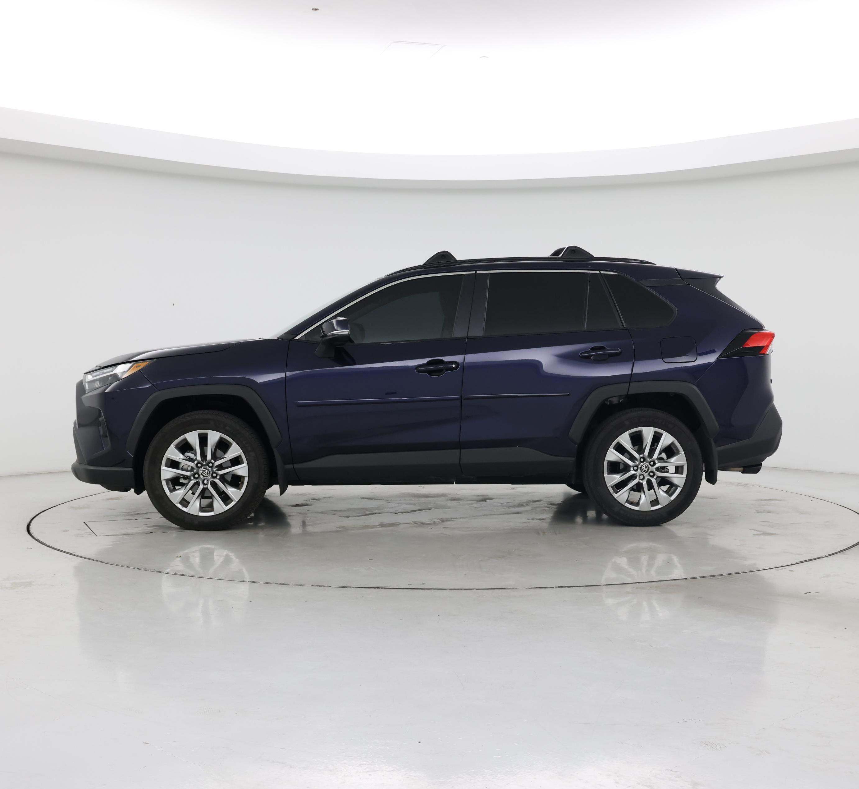 Thumbnail: 2025 Toyota RAV4 - 3