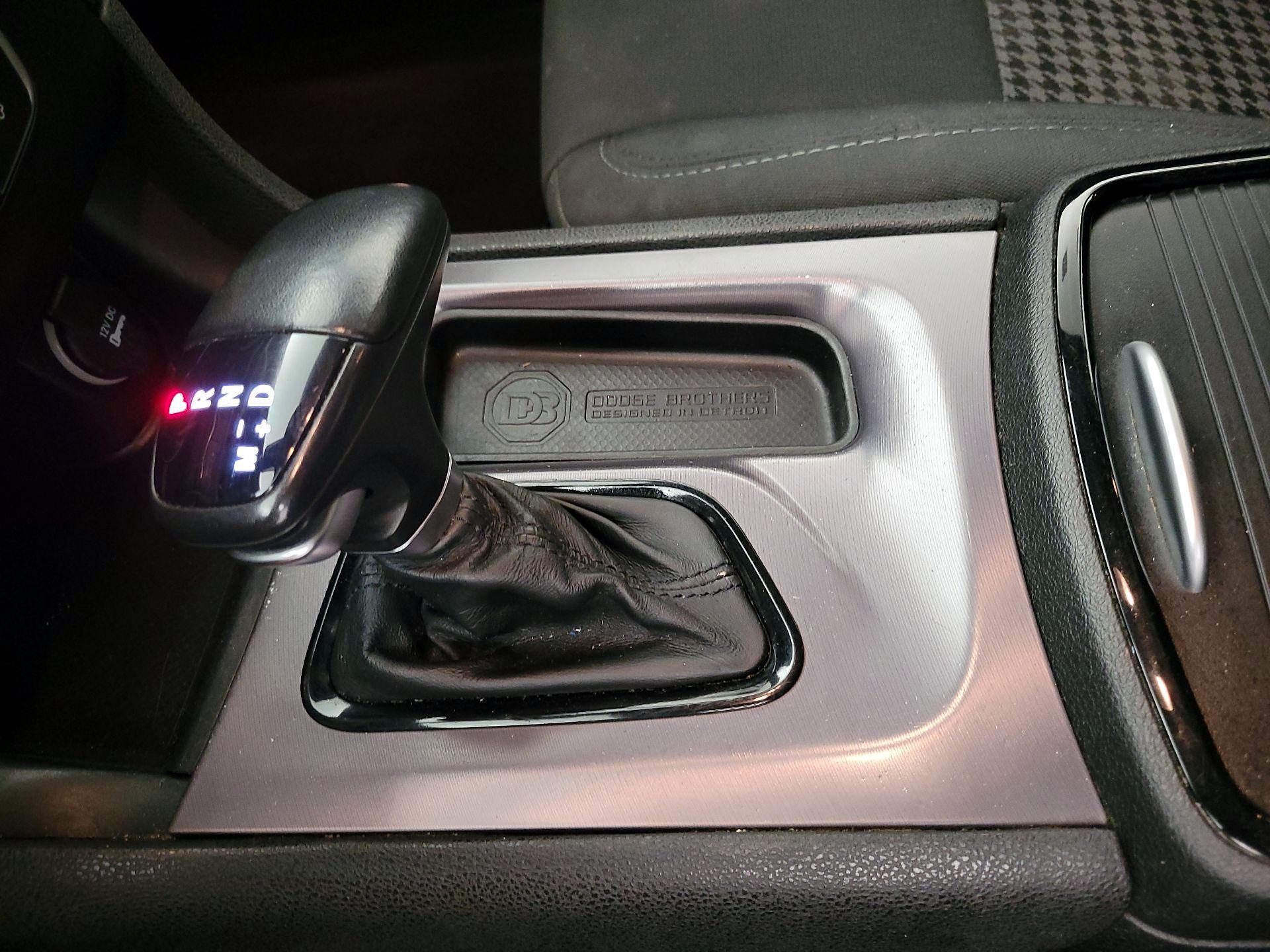 Thumbnail: 2019 Dodge Charger - 17
