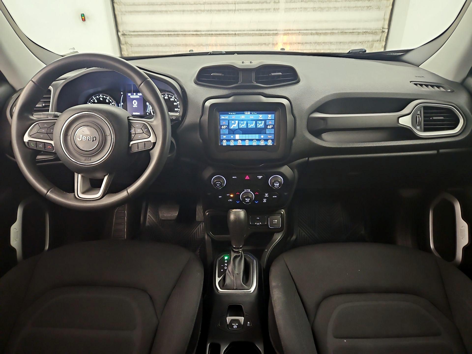Thumbnail: 2020 Jeep Renegade - 9
