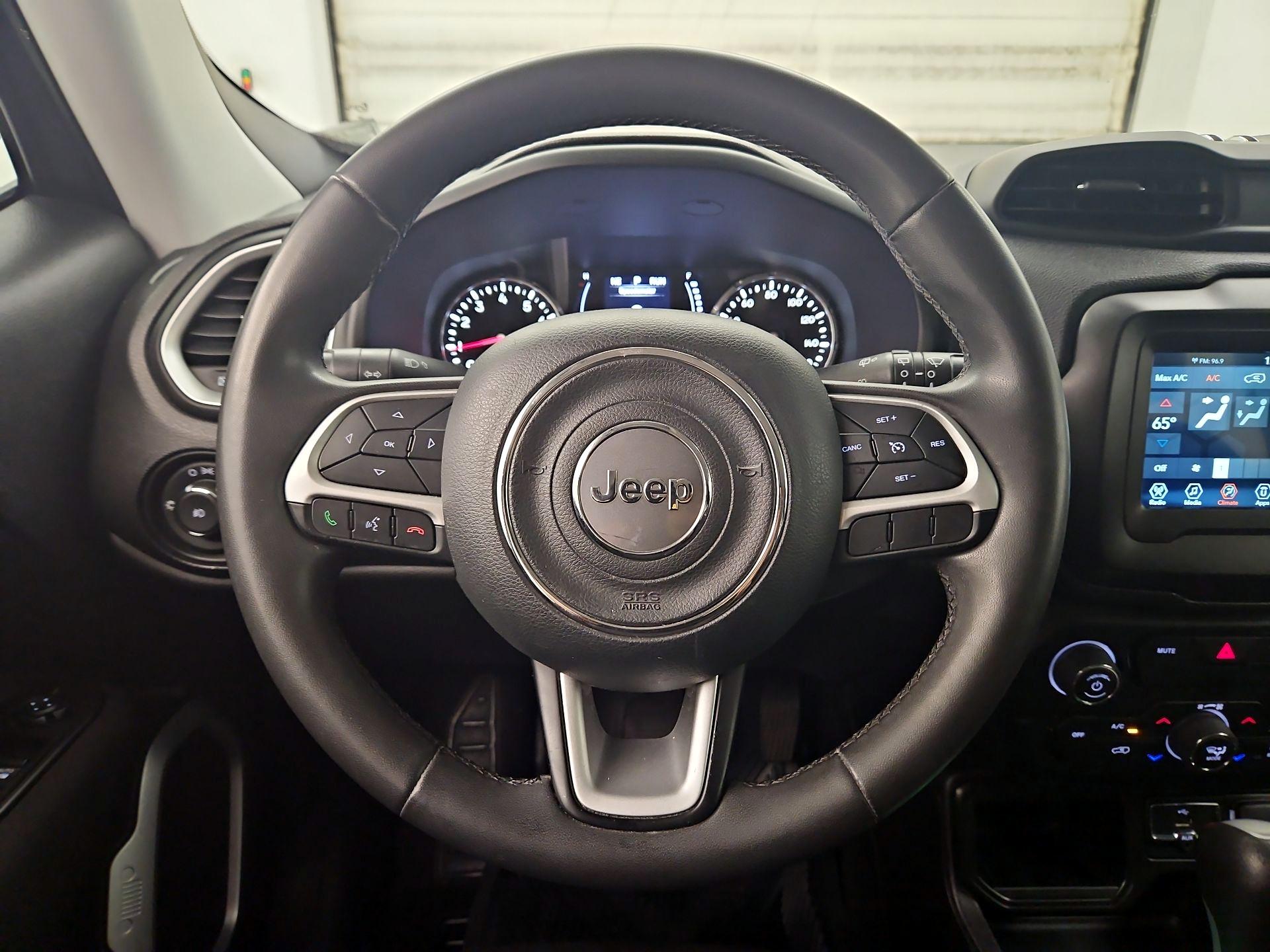 Thumbnail: 2020 Jeep Renegade - 10