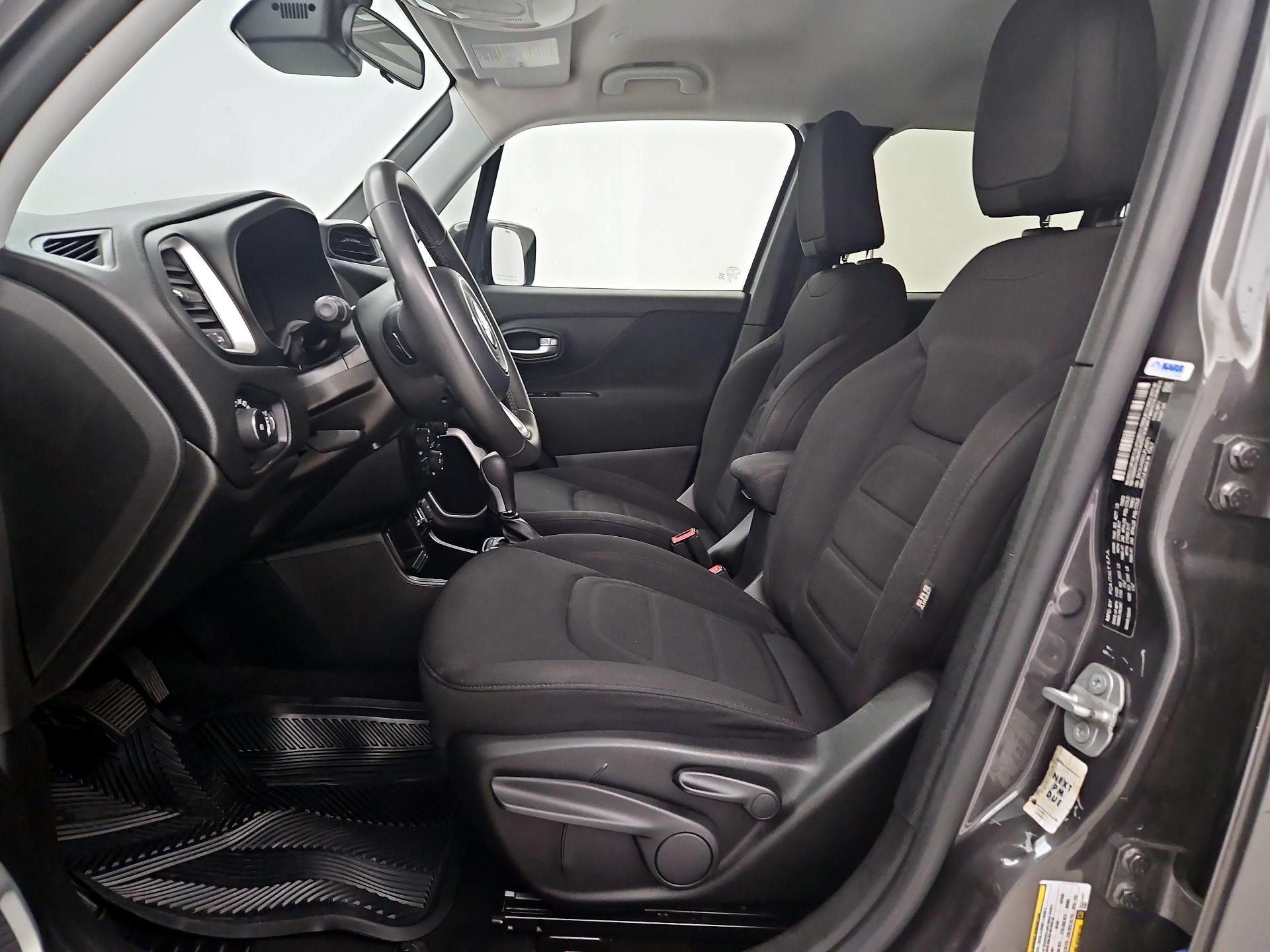 Thumbnail: 2020 Jeep Renegade - 11