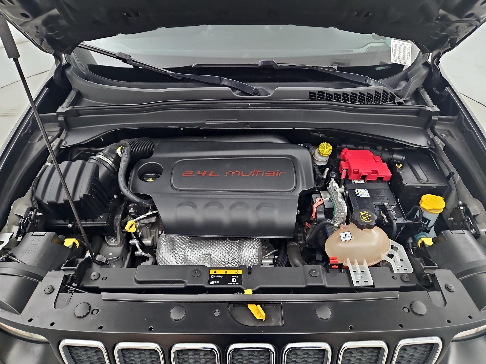 Thumbnail: 2020 Jeep Renegade - 20