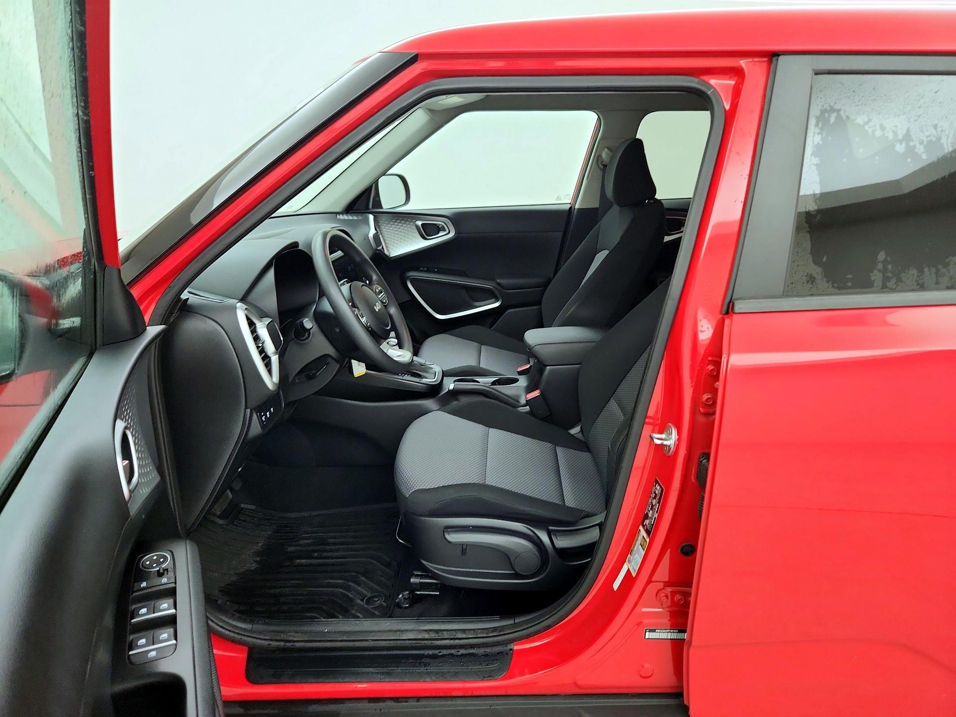 Thumbnail: 2023 Kia Soul - 11