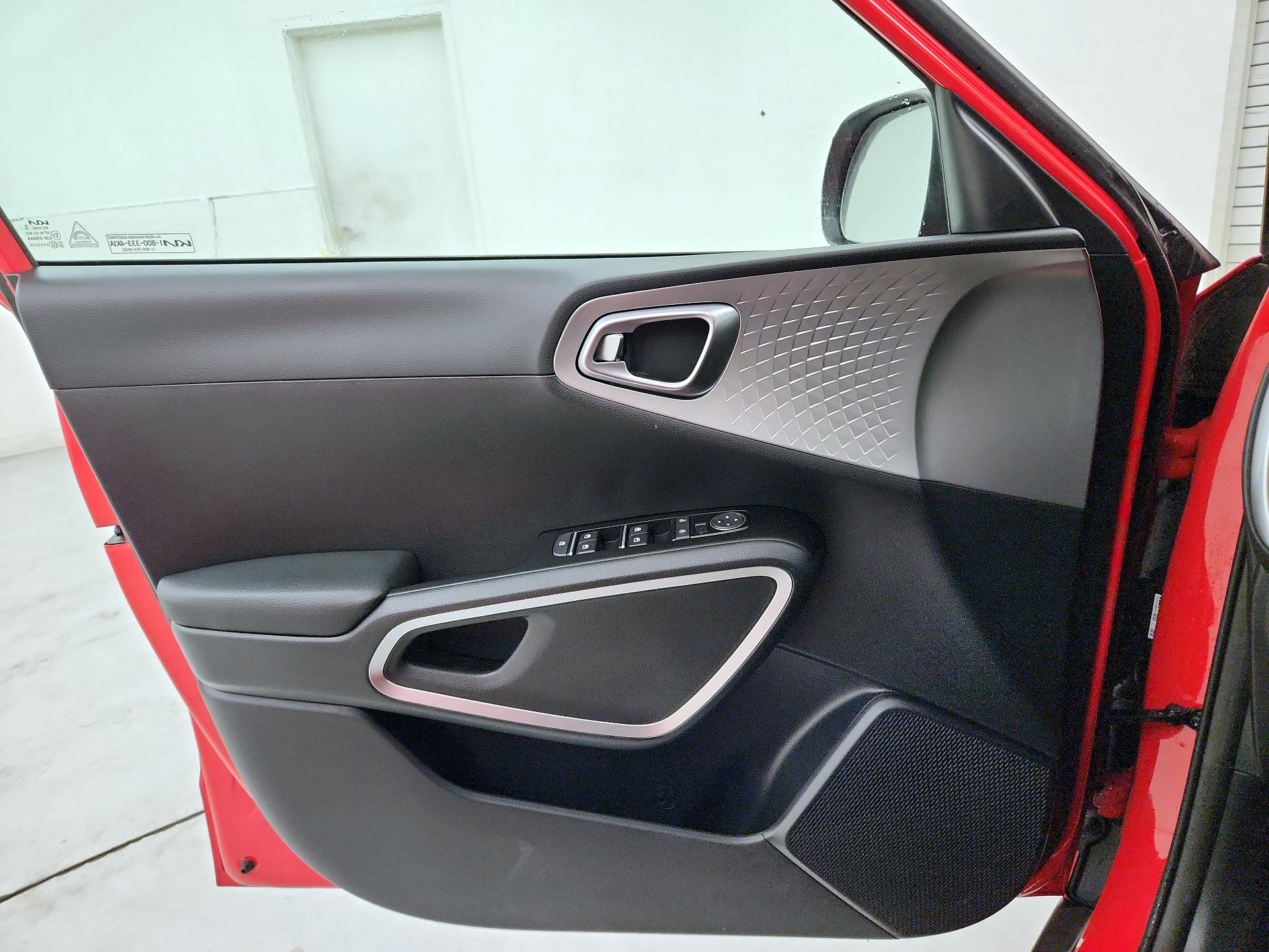 Thumbnail: 2023 Kia Soul - 12