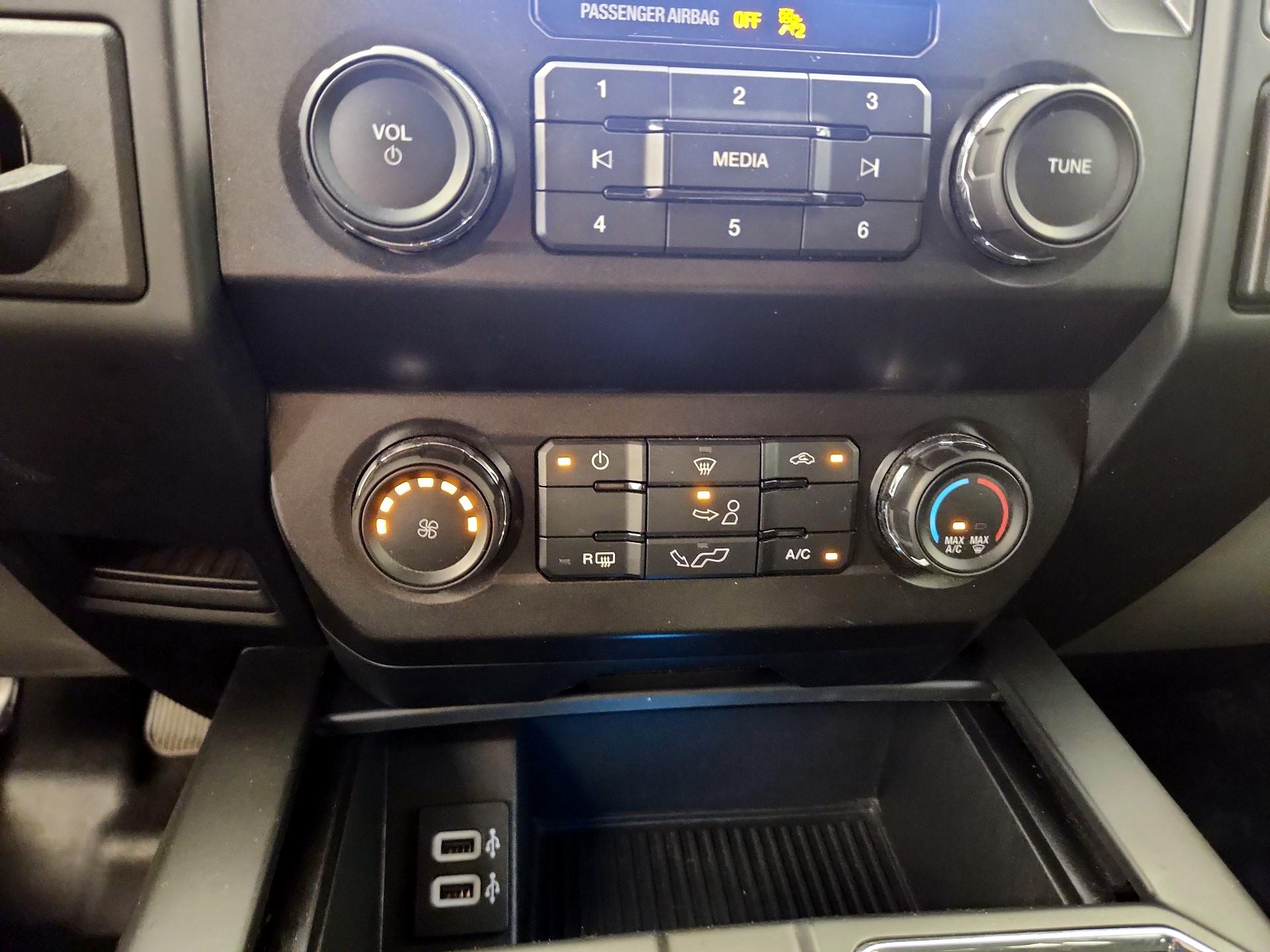 Thumbnail: 2019 Ford F-150 - 15