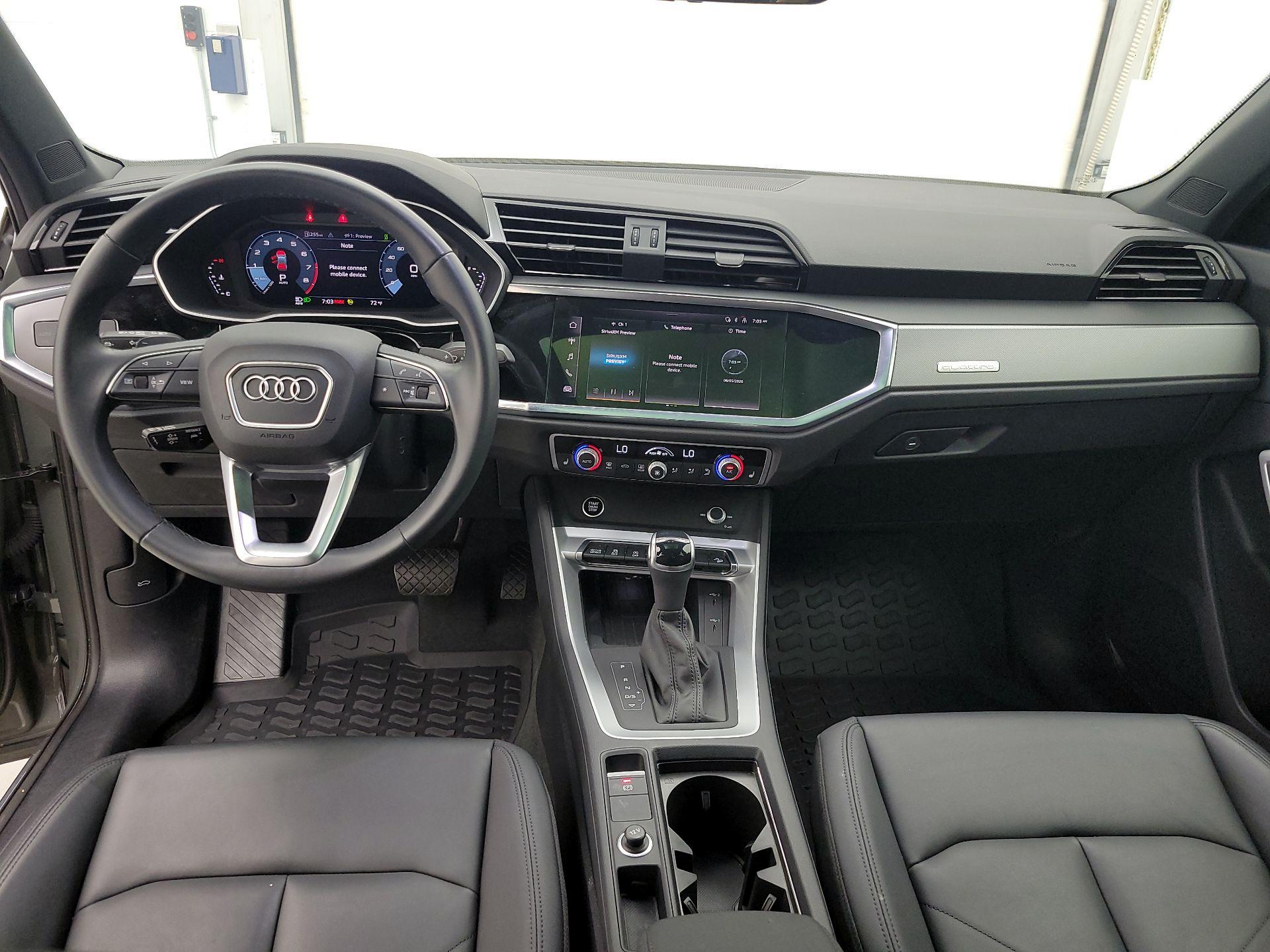 Thumbnail: 2024 Audi Q3 - 9