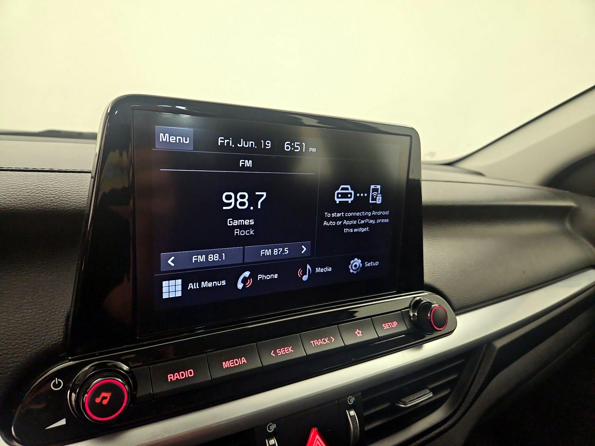 Thumbnail: 2023 Kia Forte - 14