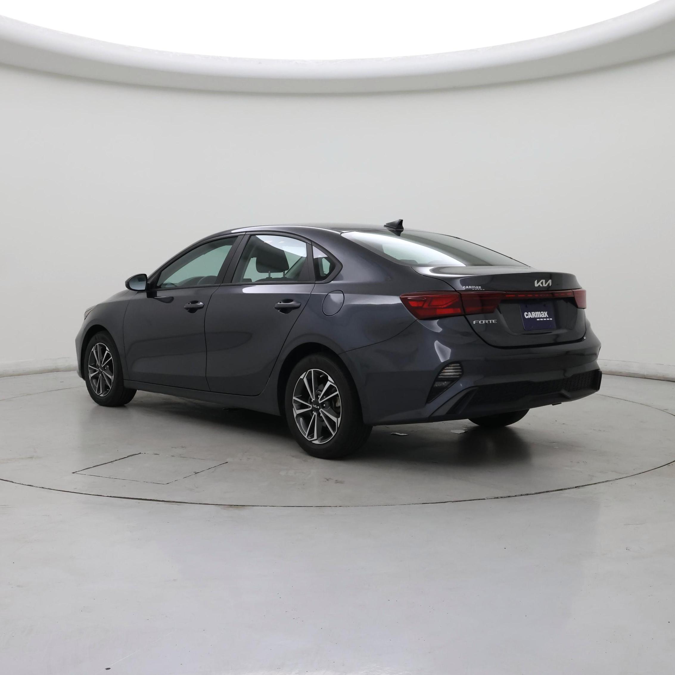 Thumbnail: 2023 Kia Forte - 2