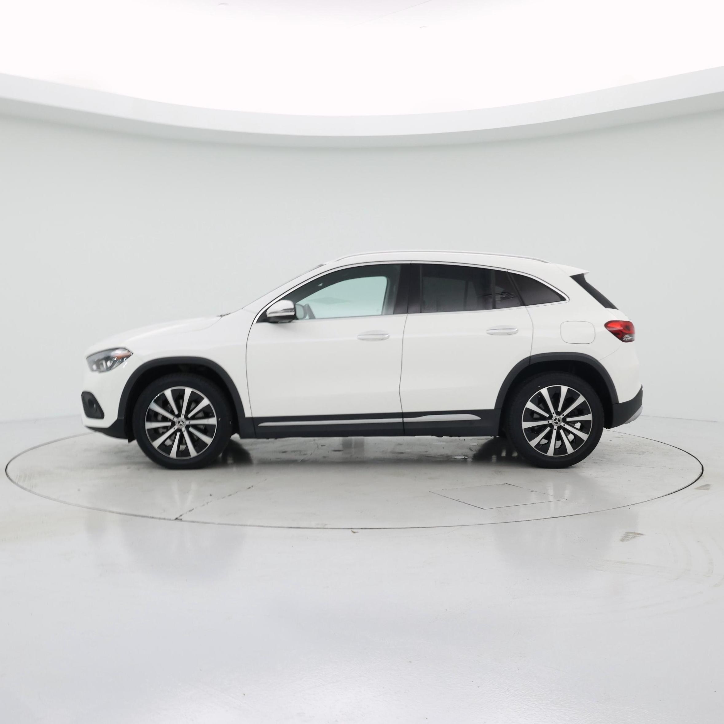 Thumbnail: 2021 Mercedes-Benz GLA - 3