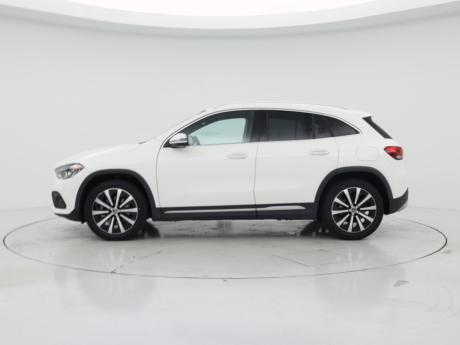 2021 Mercedes-Benz GLA GLA250 - Photo 4