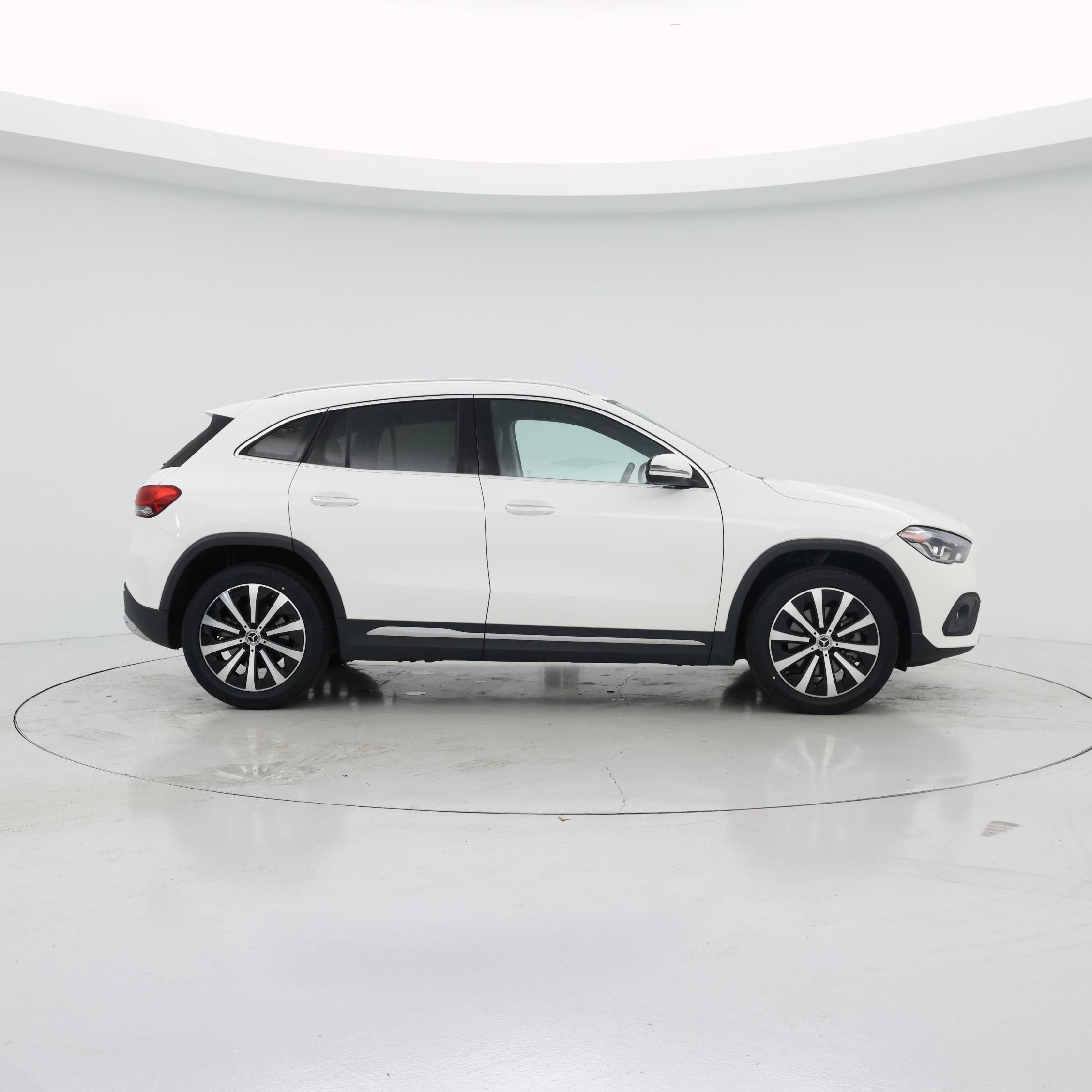 Thumbnail: 2021 Mercedes-Benz GLA - 7