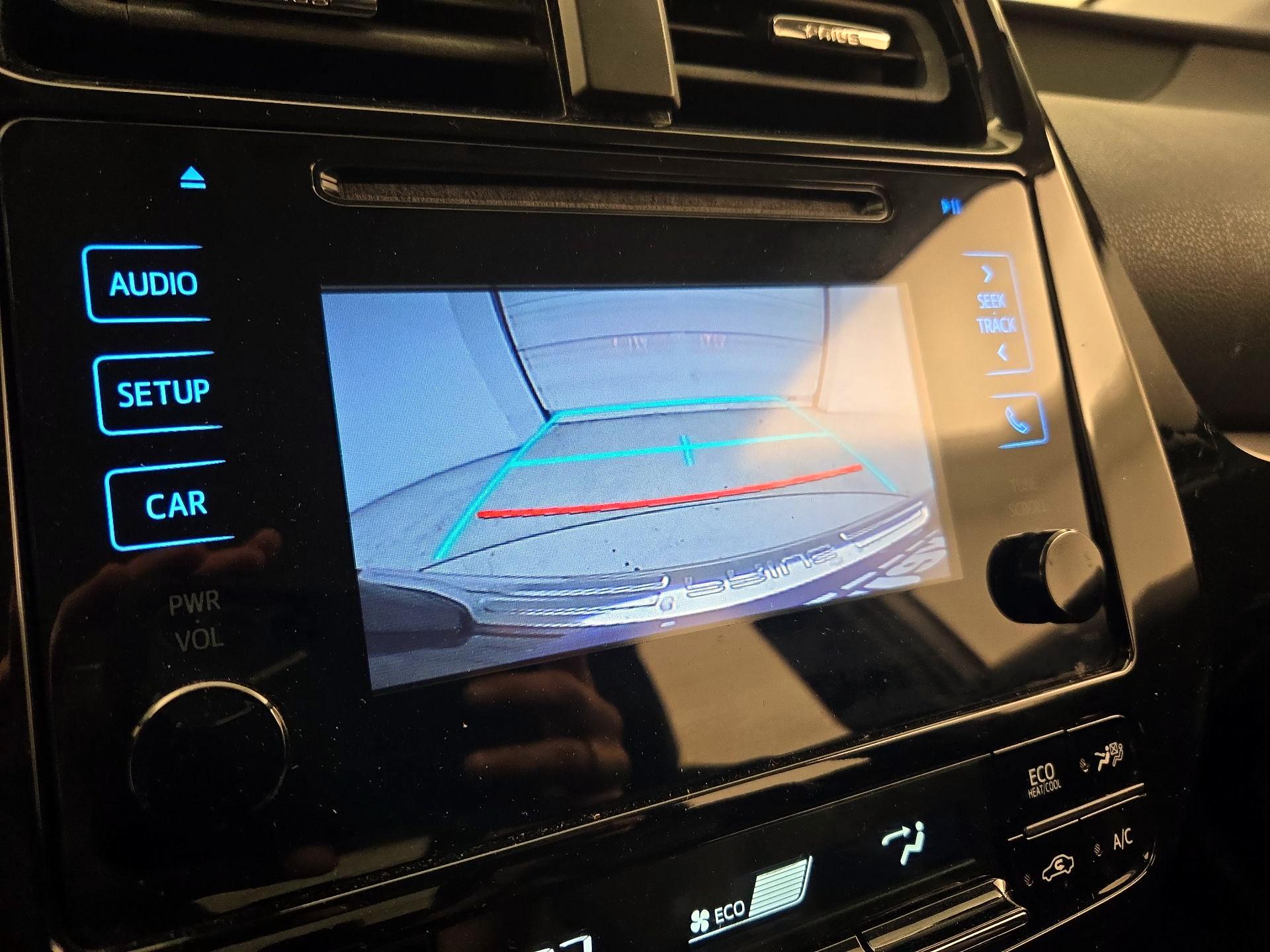 Thumbnail: 2016 Toyota Prius - 13