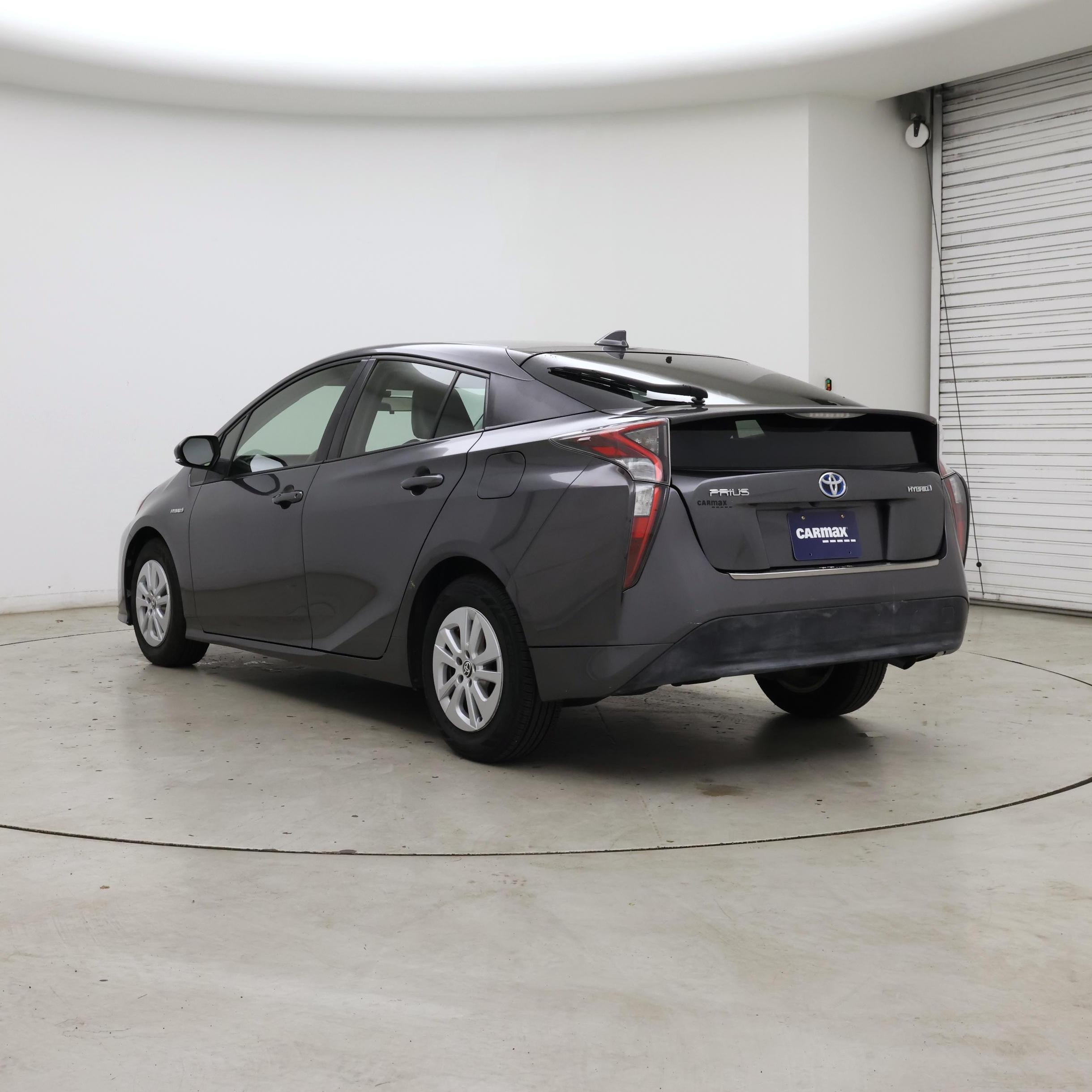 Thumbnail: 2016 Toyota Prius - 2