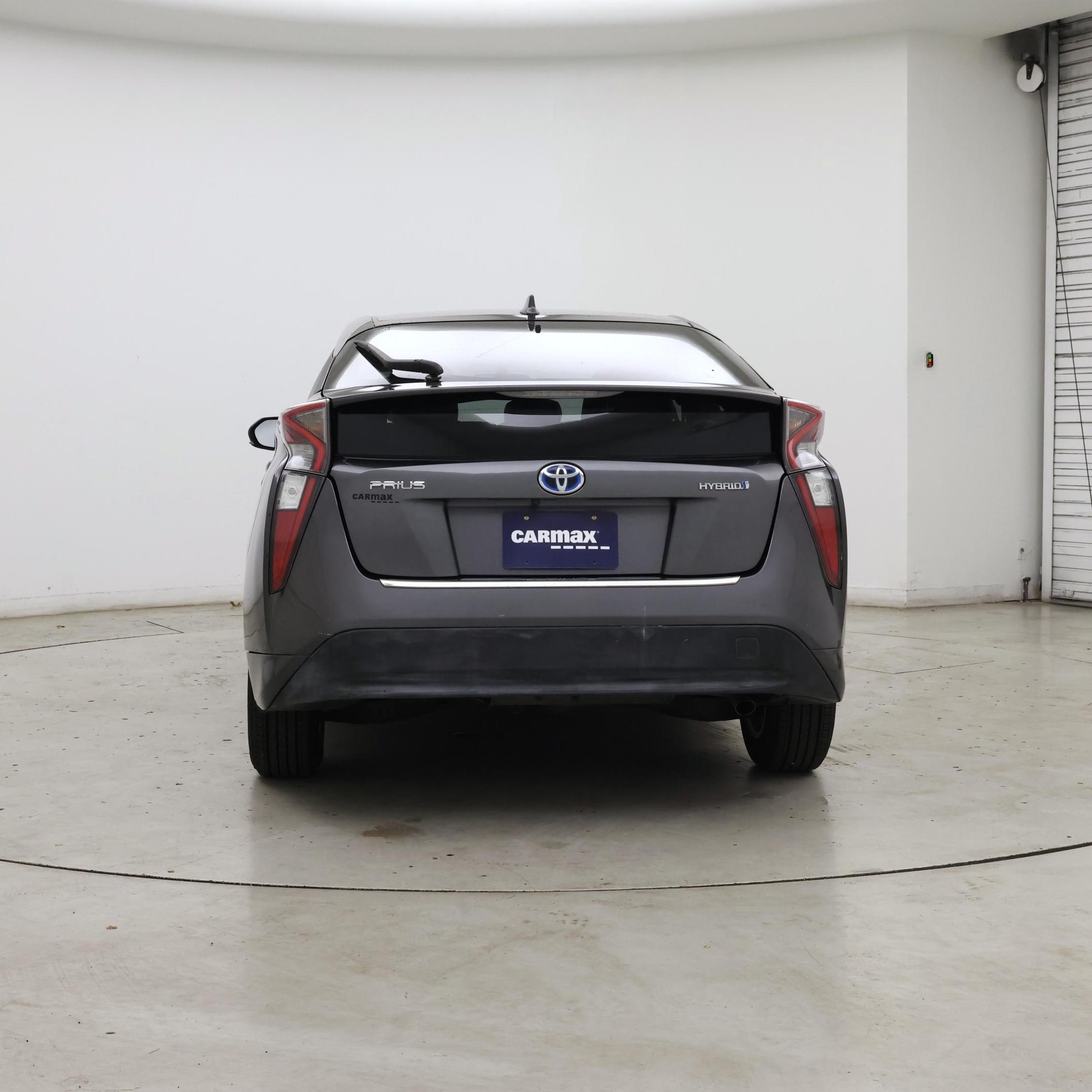 Thumbnail: 2016 Toyota Prius - 6